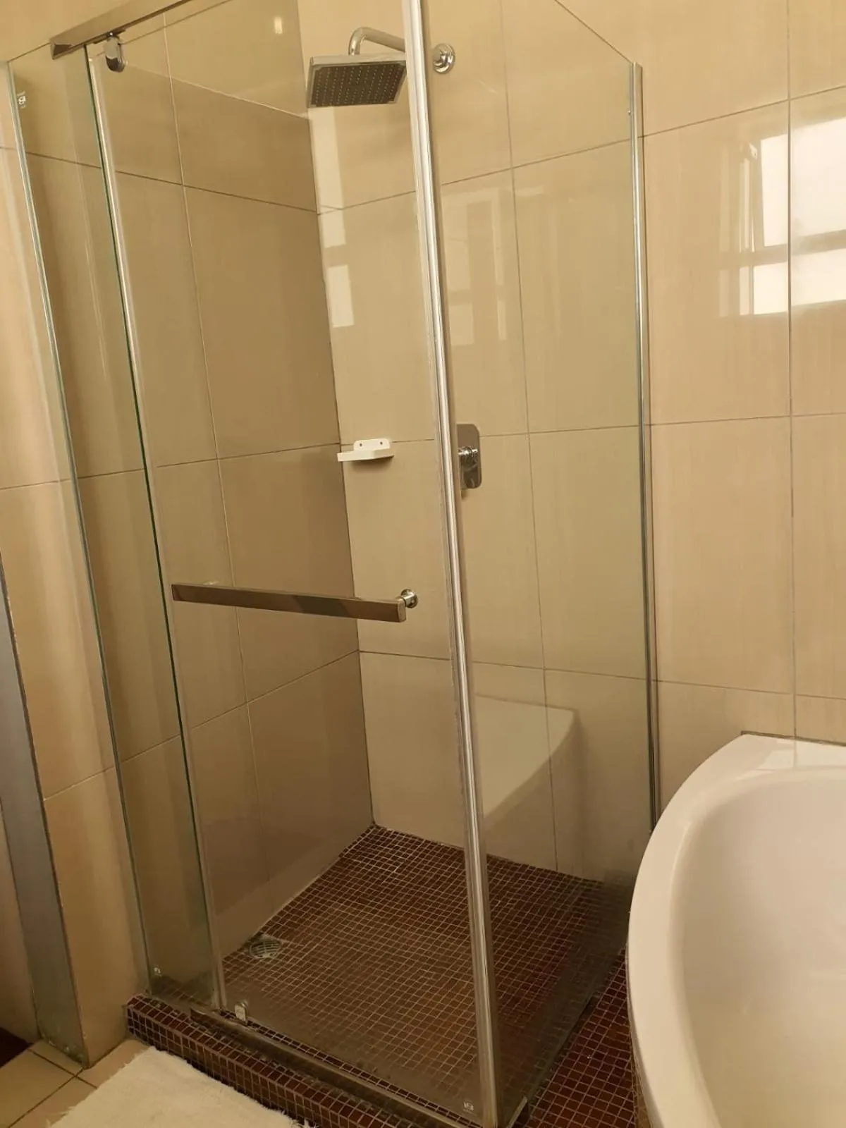 Shower in Houghton Guest House