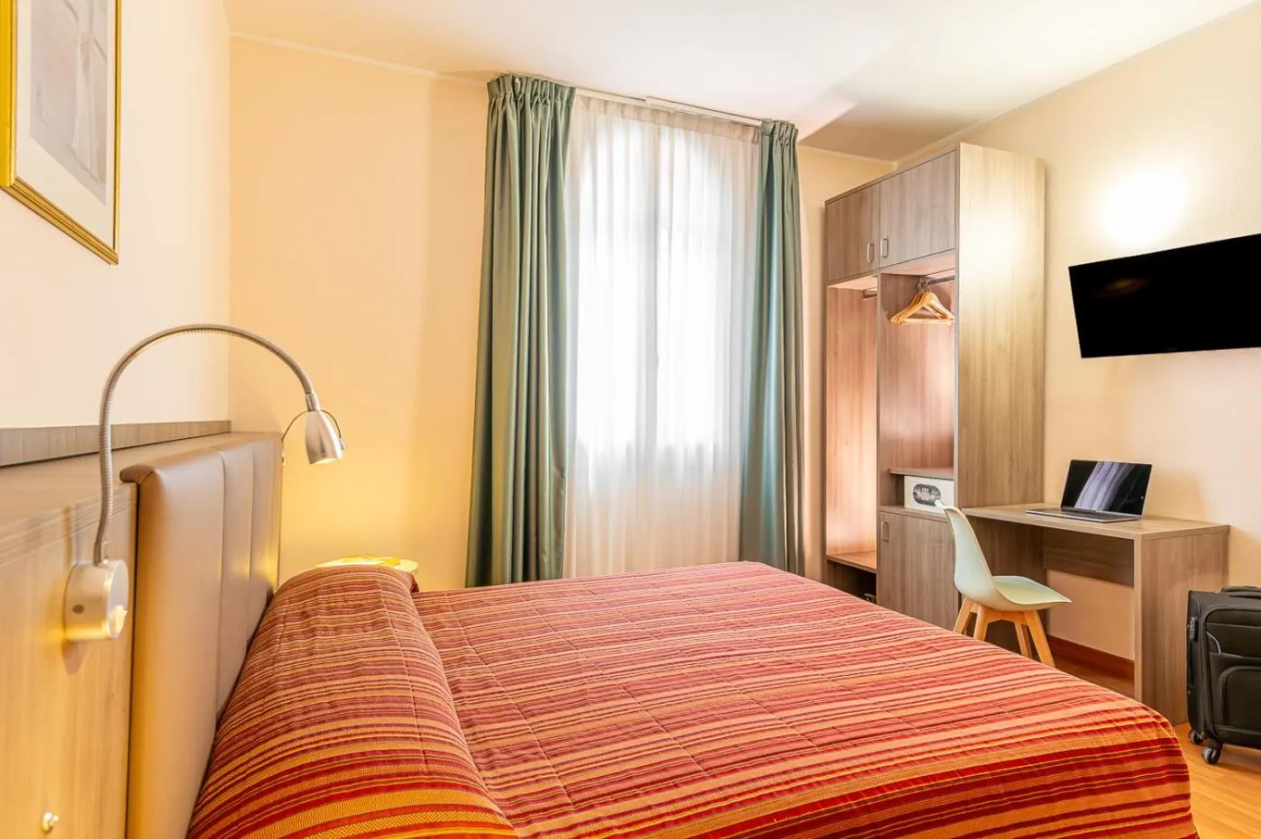 Photo of the whole room, Bed in Hotel Ziò Imola