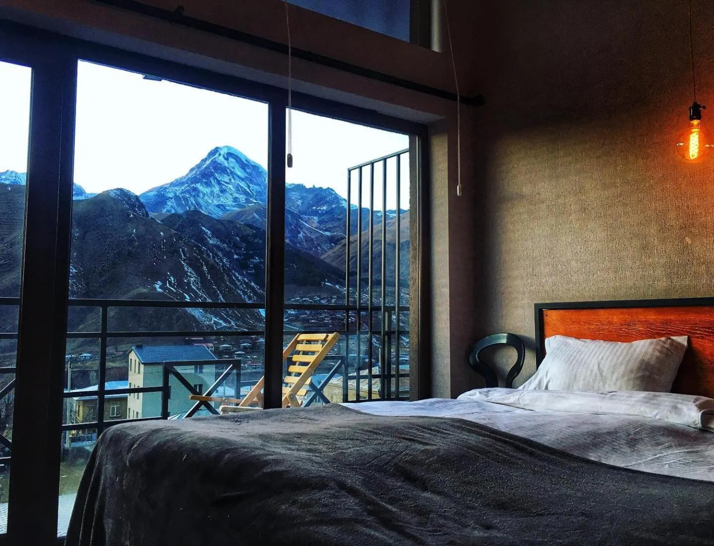 Bed in Chemodann Kazbegi