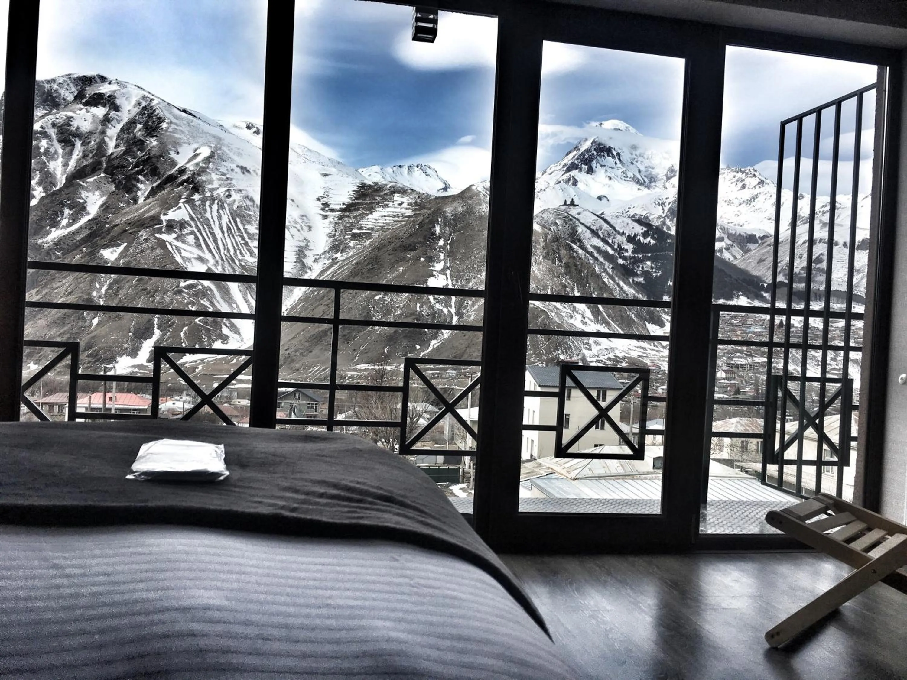 Bed in Chemodann Kazbegi
