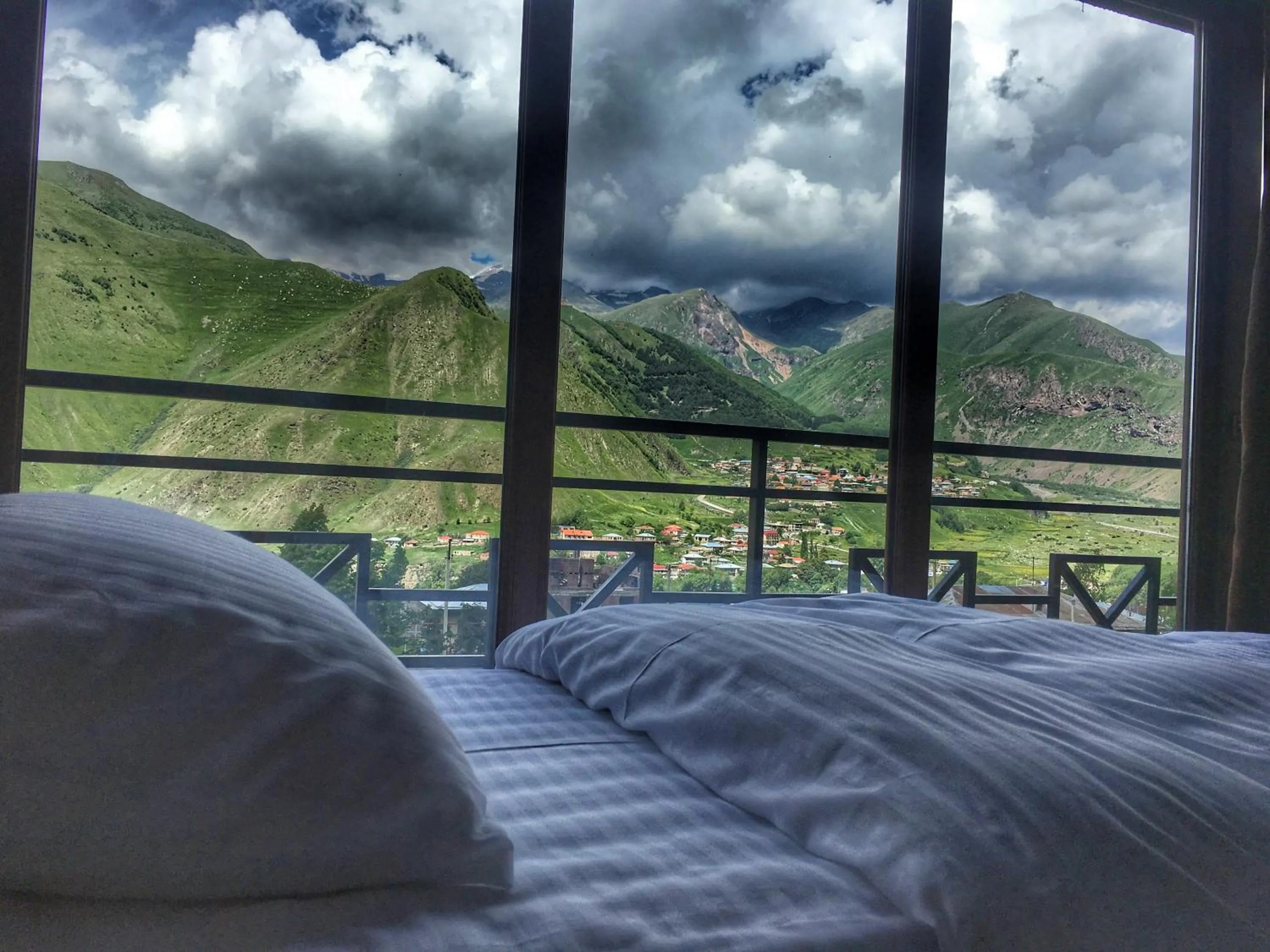 Bed in Chemodann Kazbegi