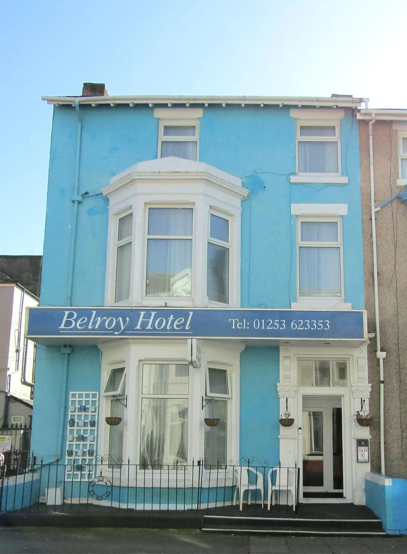 Belroy Hotel