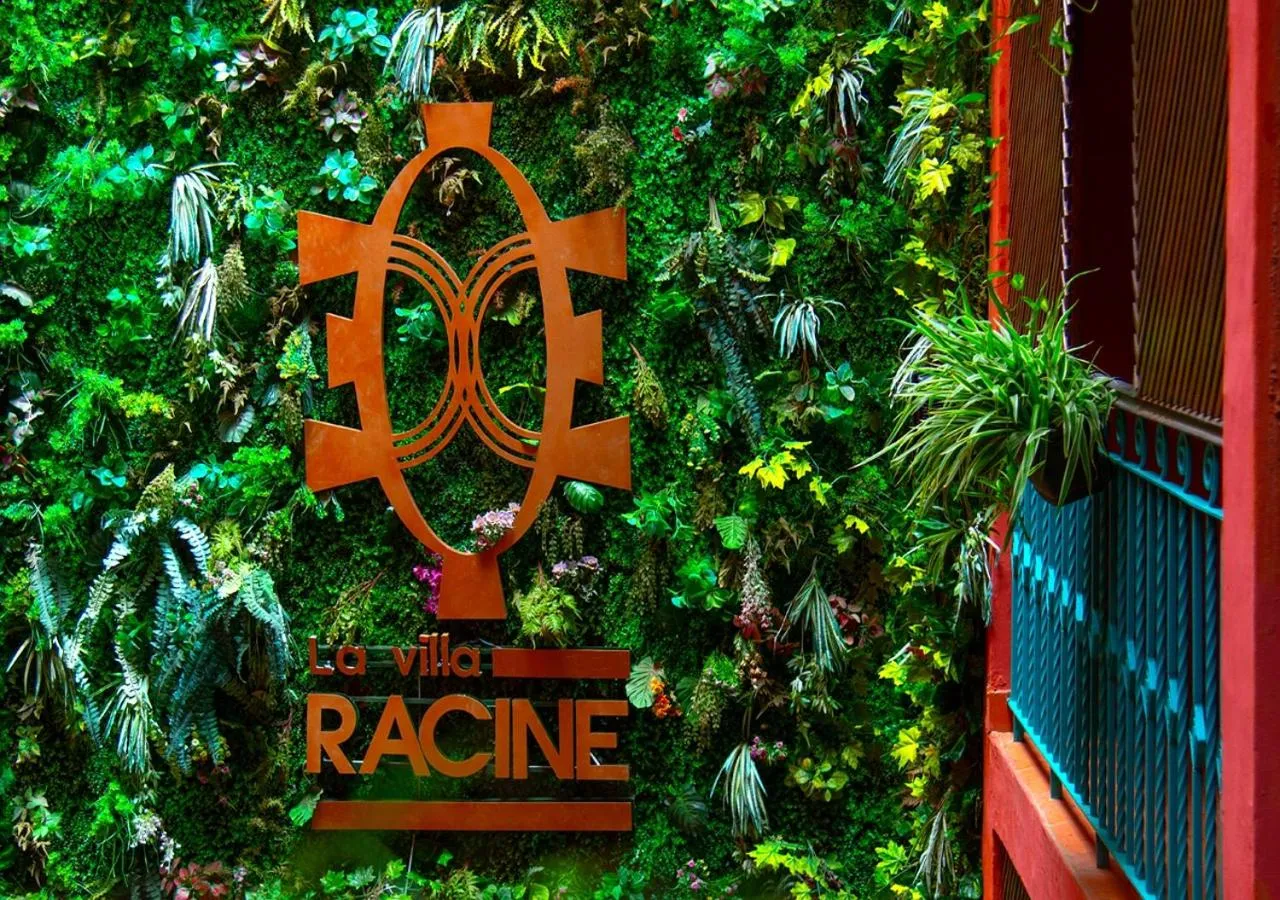 Property logo or sign in Hôtel La Villa Racine