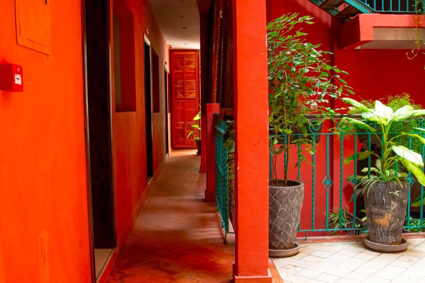 Facade/entrance in Hôtel La Villa Racine