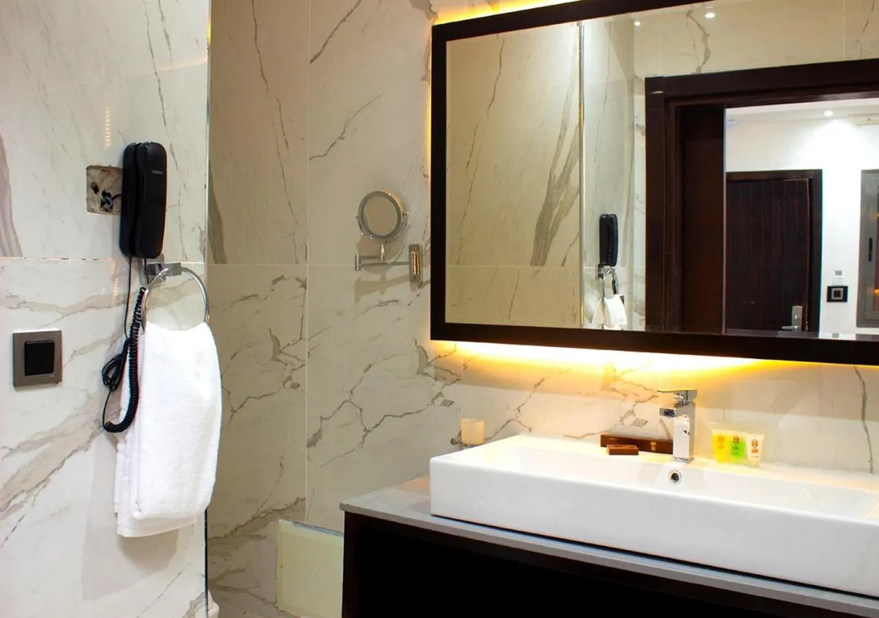 Bathroom in Hôtel La Villa Racine