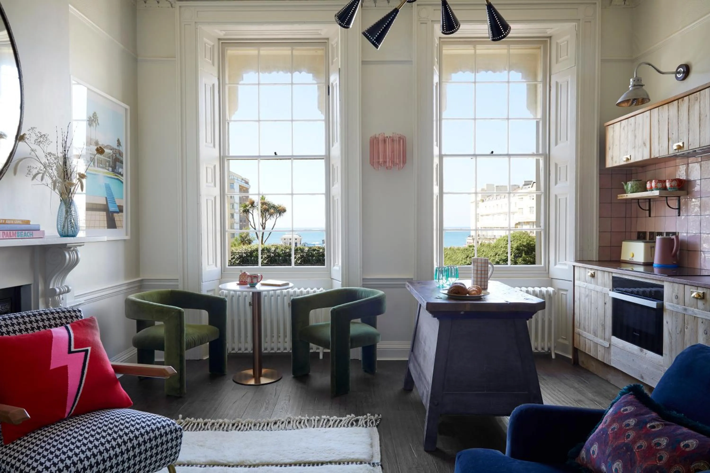 Spring in Artist Residence Brighton