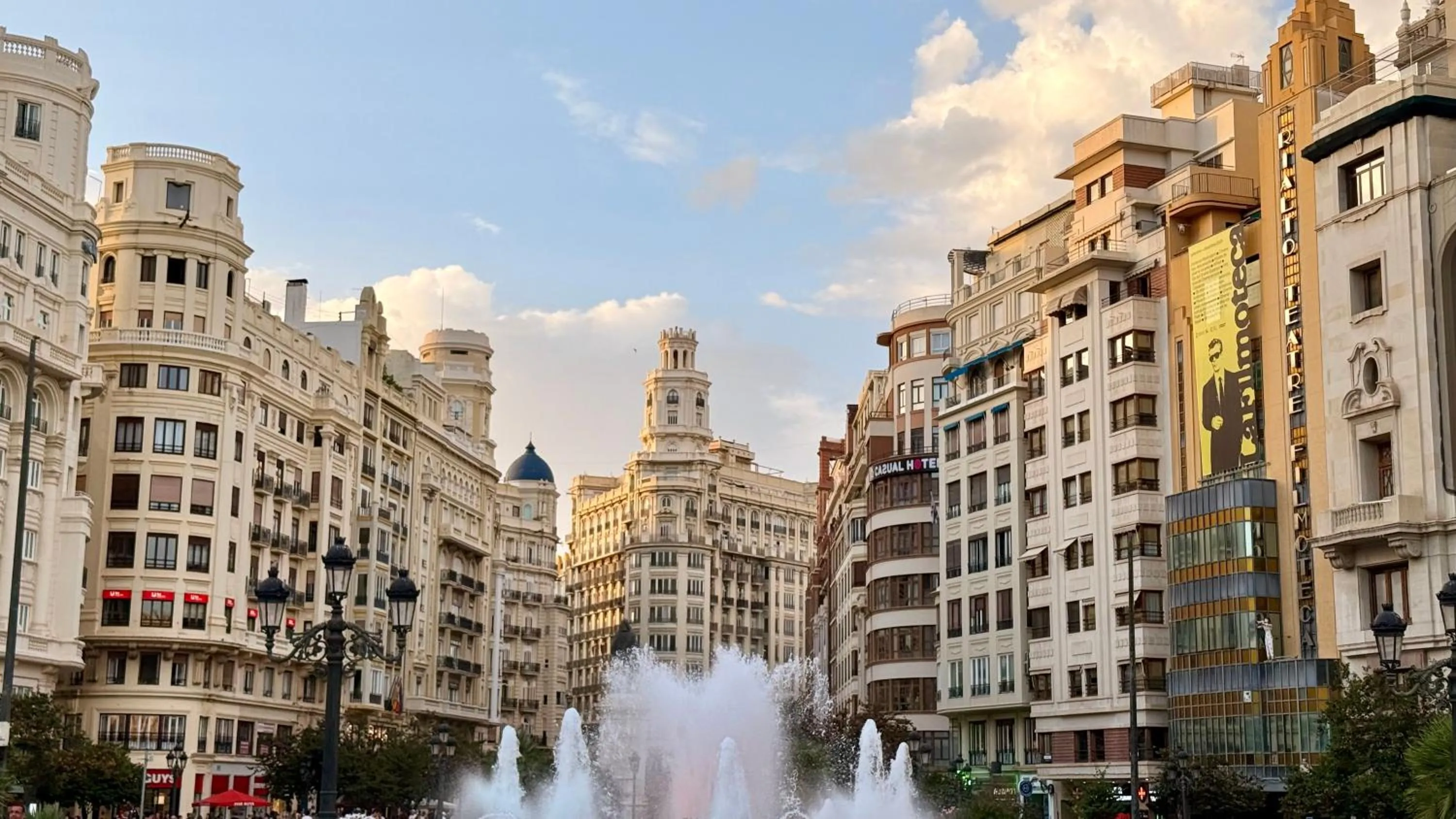 Nearby landmark in Cosy Rooms Embajador