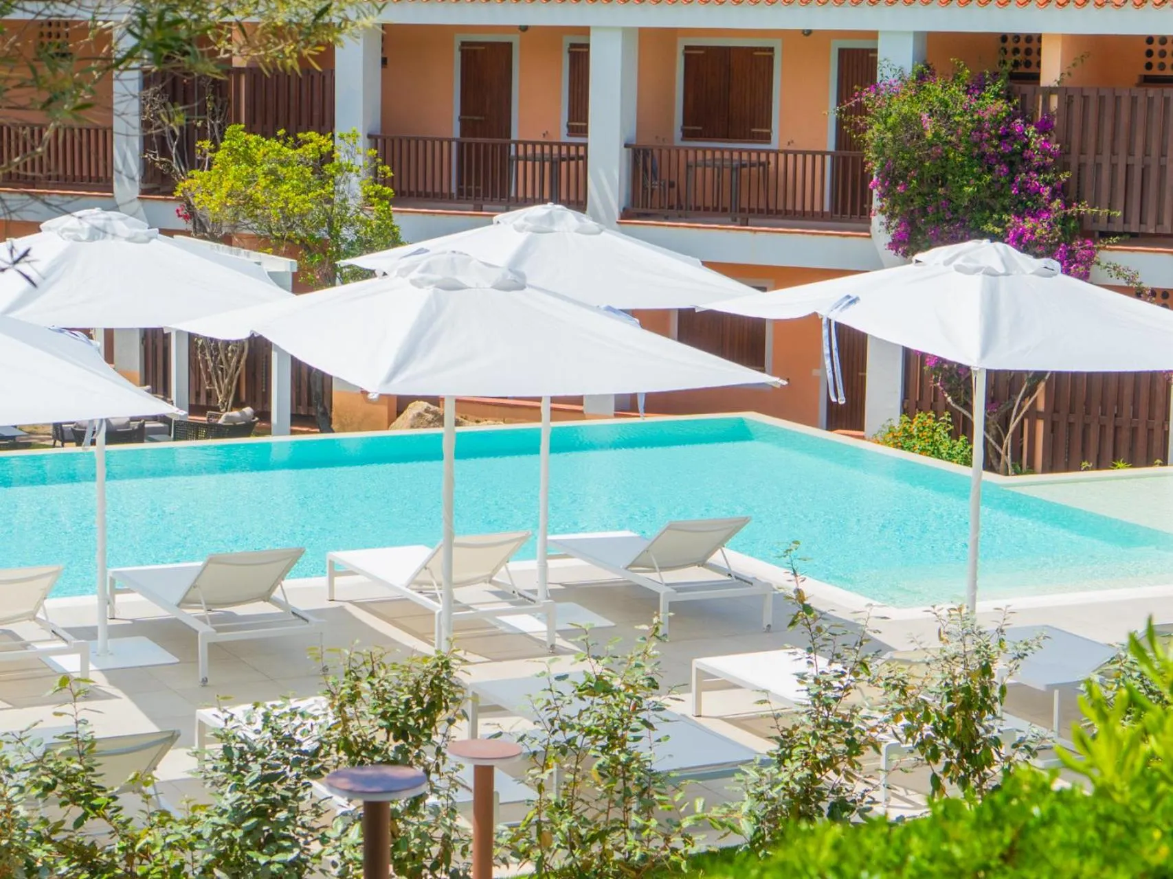 Swimming pool in Felix Hotels - Residence Hotel Costa Serena