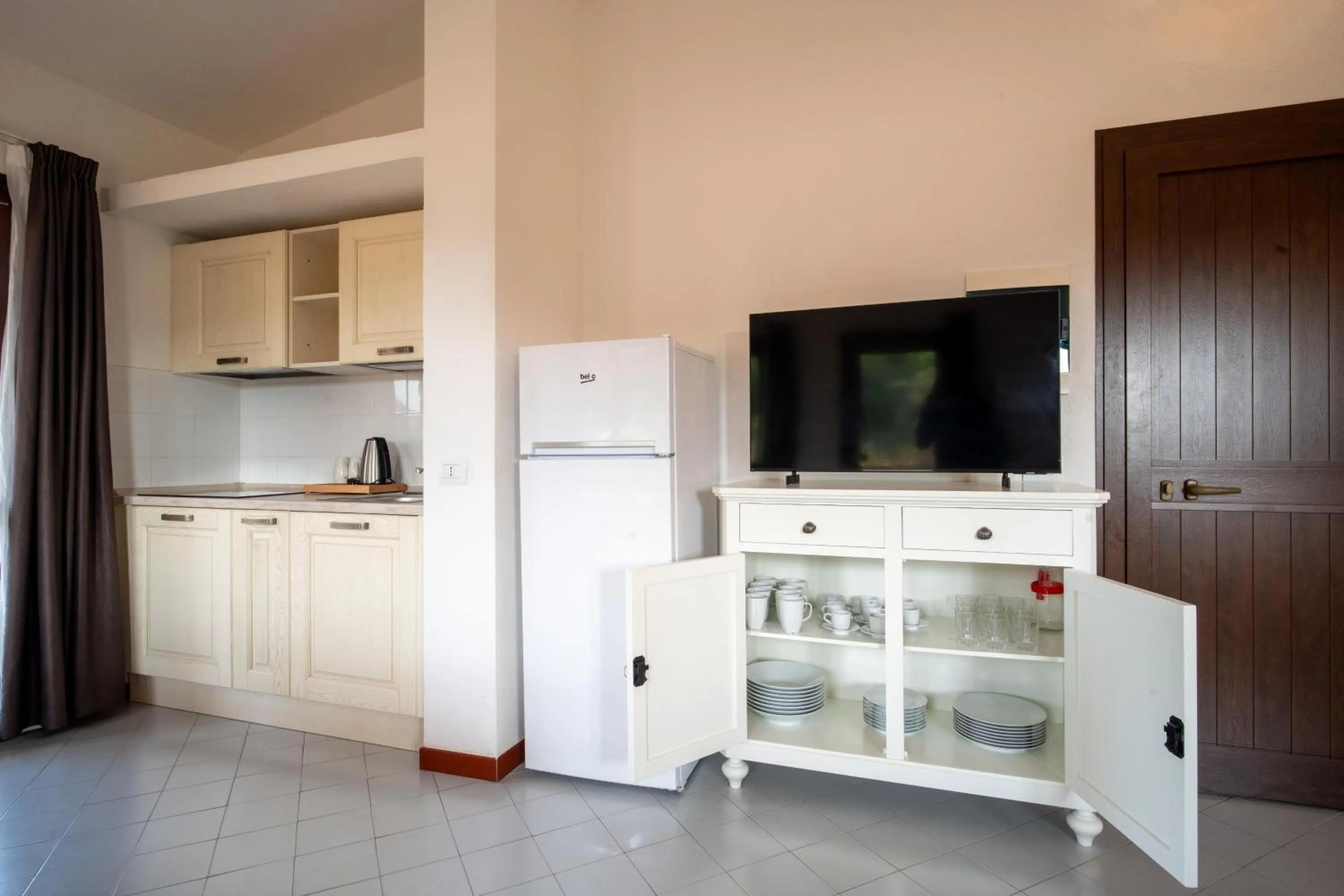 TV and multimedia in Felix Hotels - Residence Hotel Costa Serena