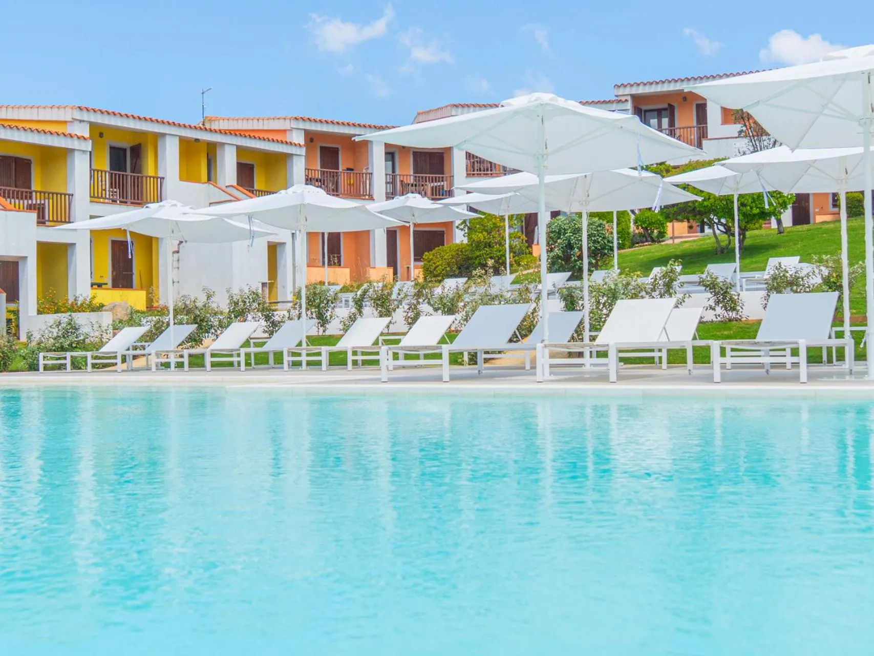 Swimming pool in Felix Hotels - Residence Hotel Costa Serena