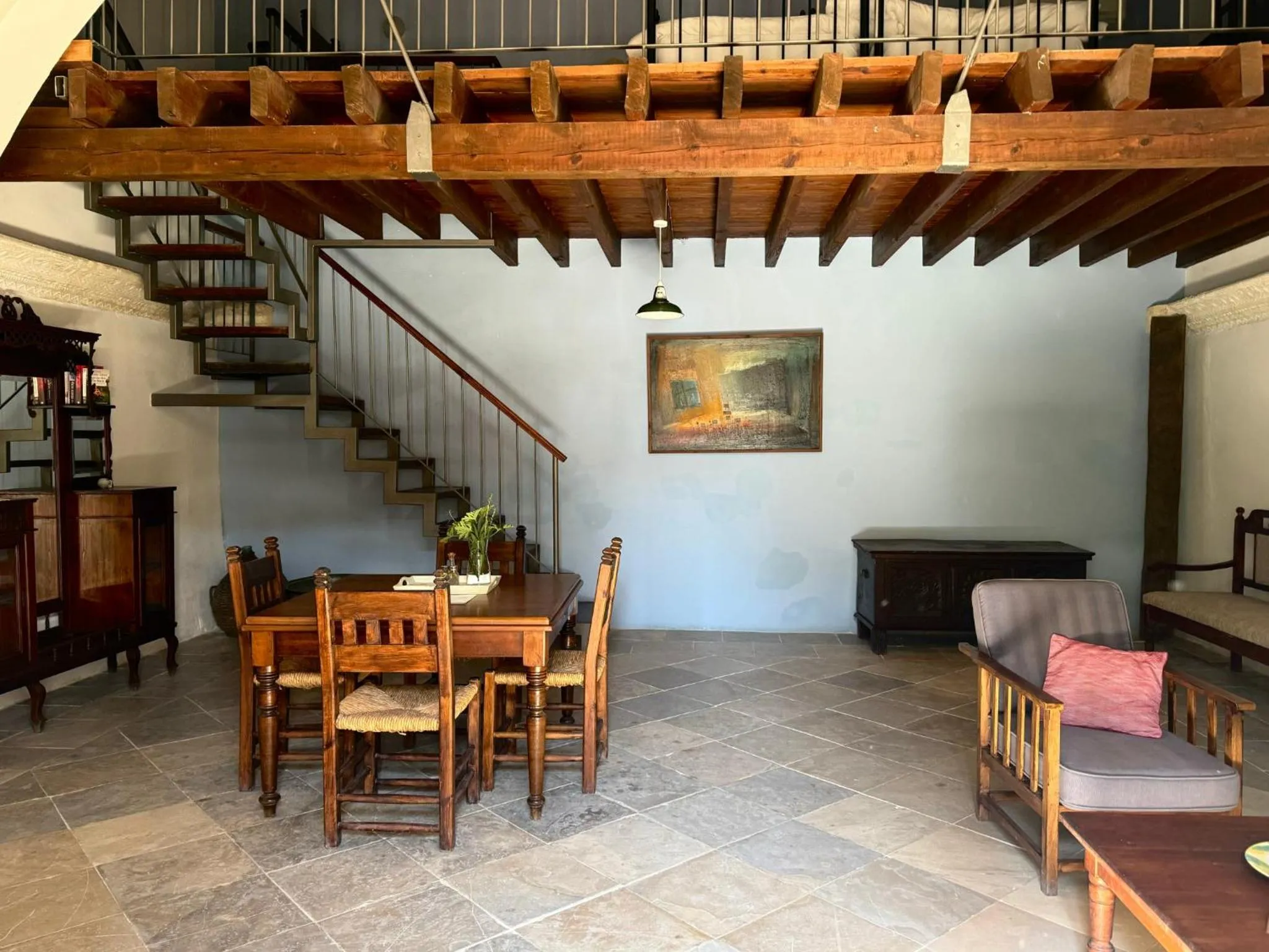 Dining area in Porfyrios Country House