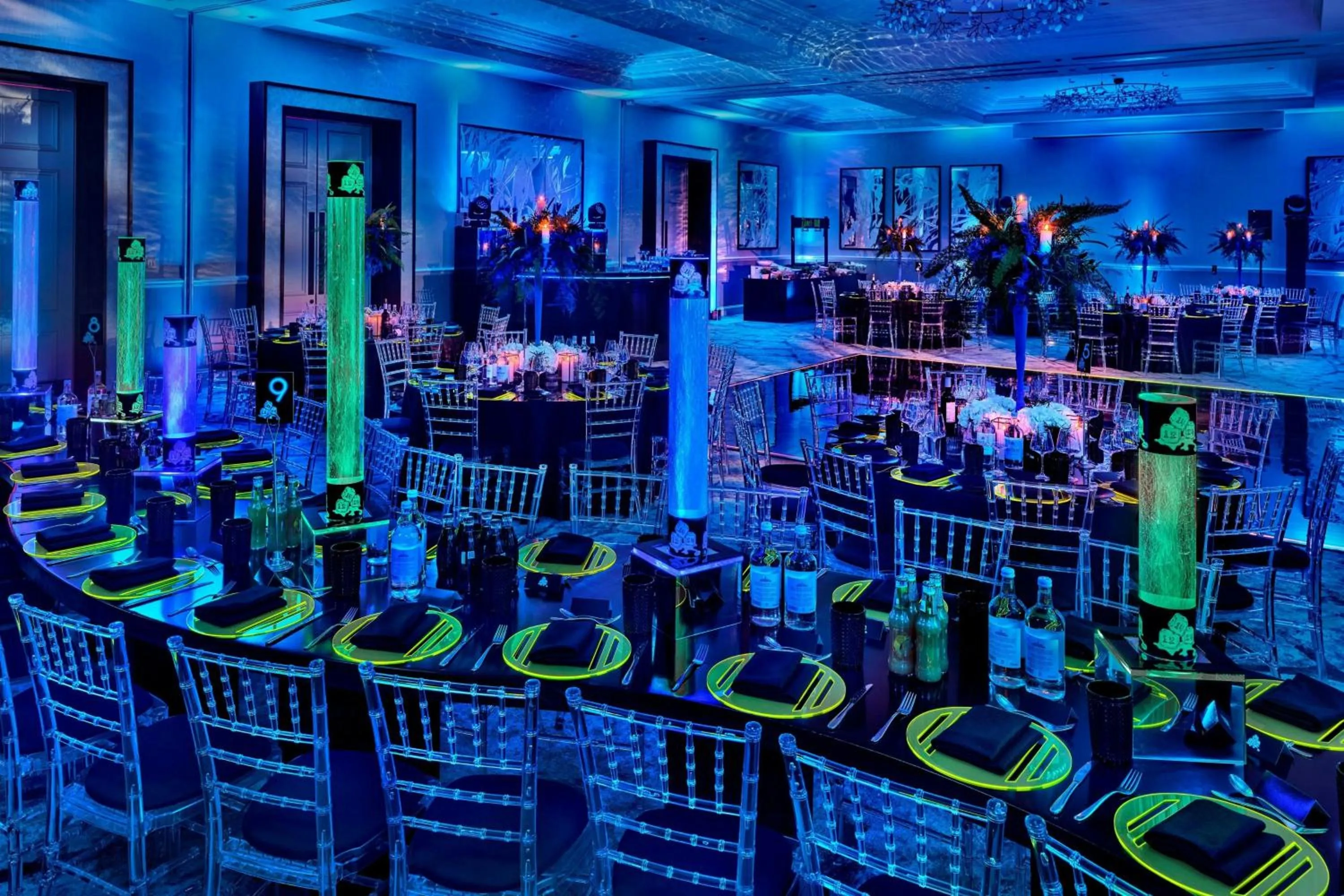 Lounge or bar in London Marriott Hotel Regents Park