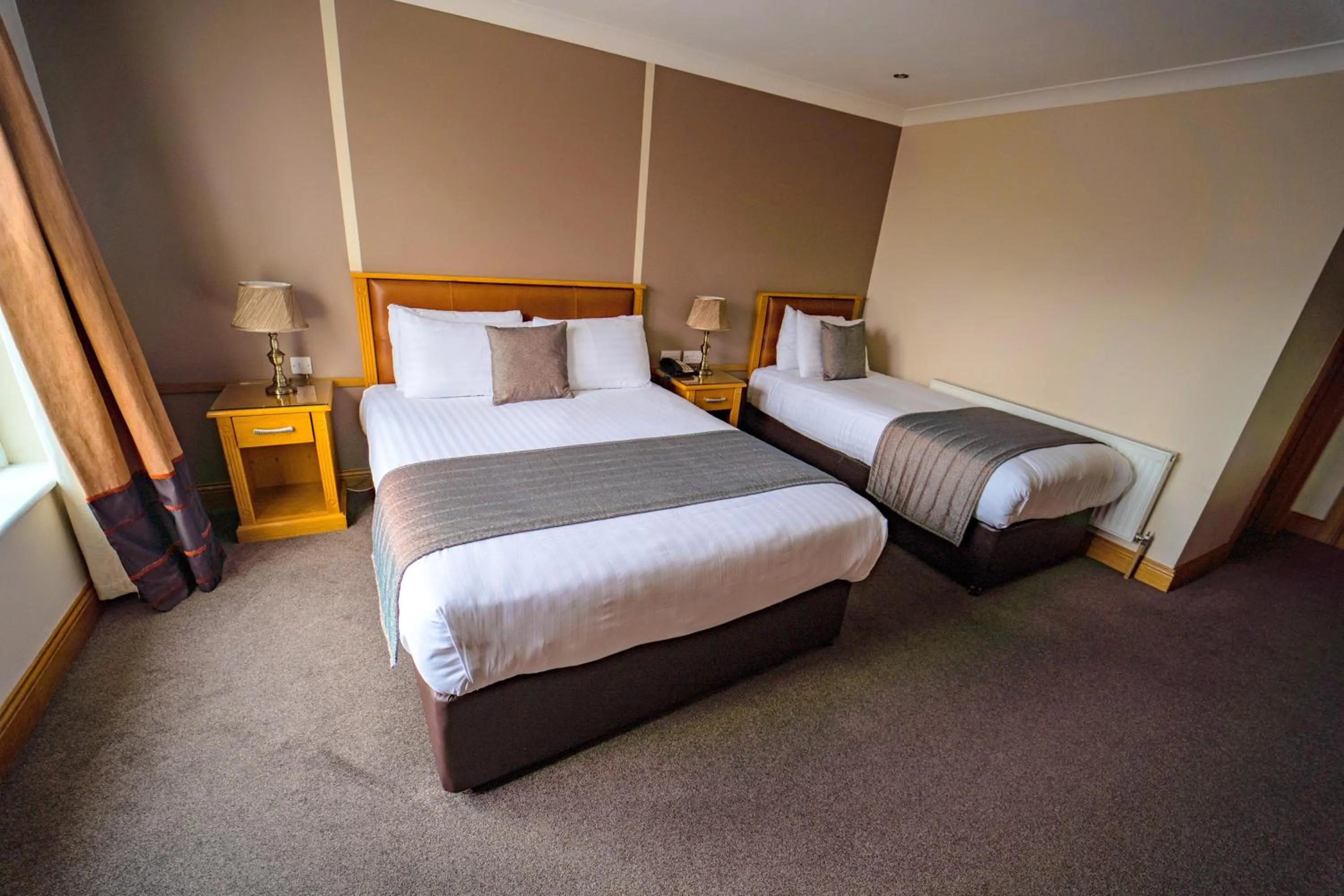 Property building, Bed in The Ballyliffin Lodge and Spa