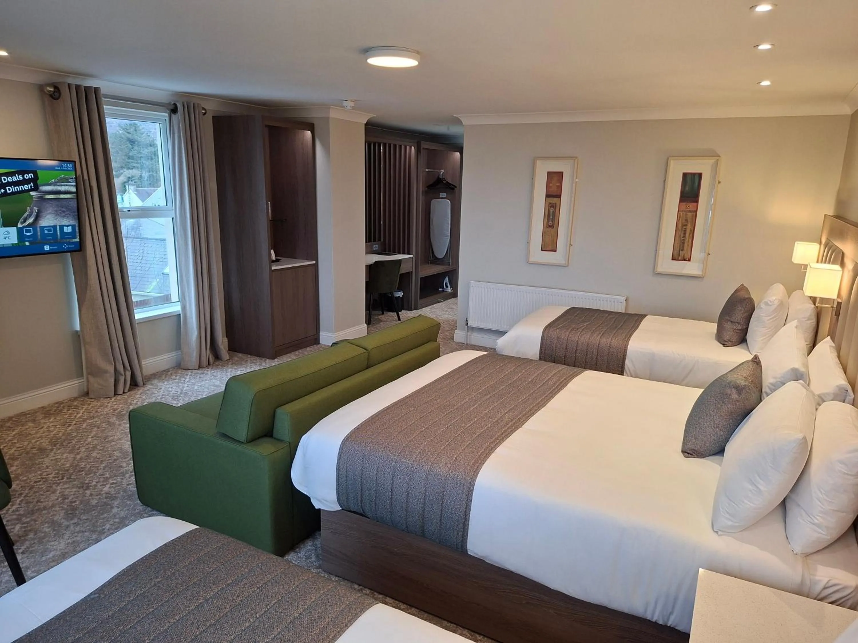Property building, Bed in Ballyliffin Lodge & Spa