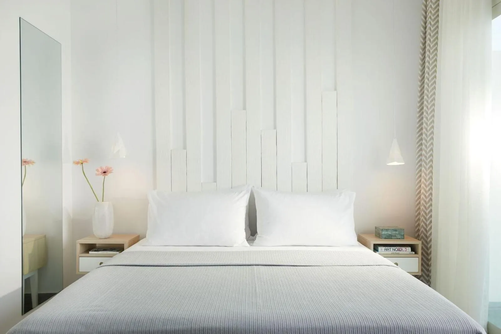 Bed in Hotel Alkyonis