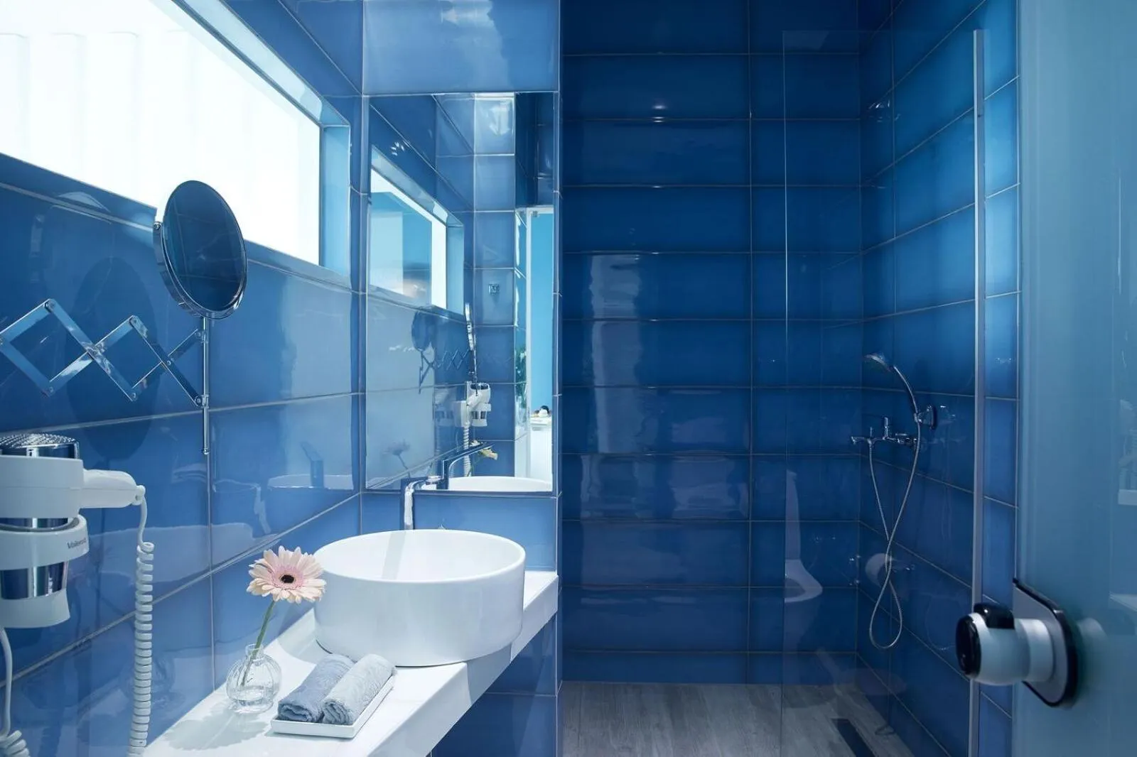 Toilet in Hotel Alkyonis