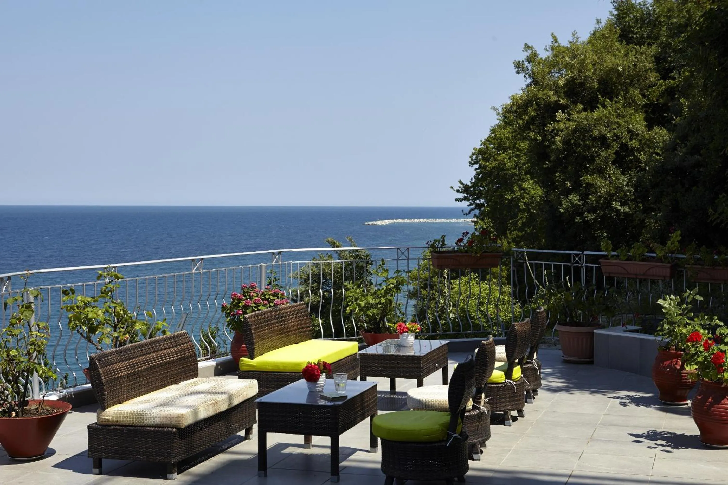 Balcony/Terrace in Hotel Alkyonis