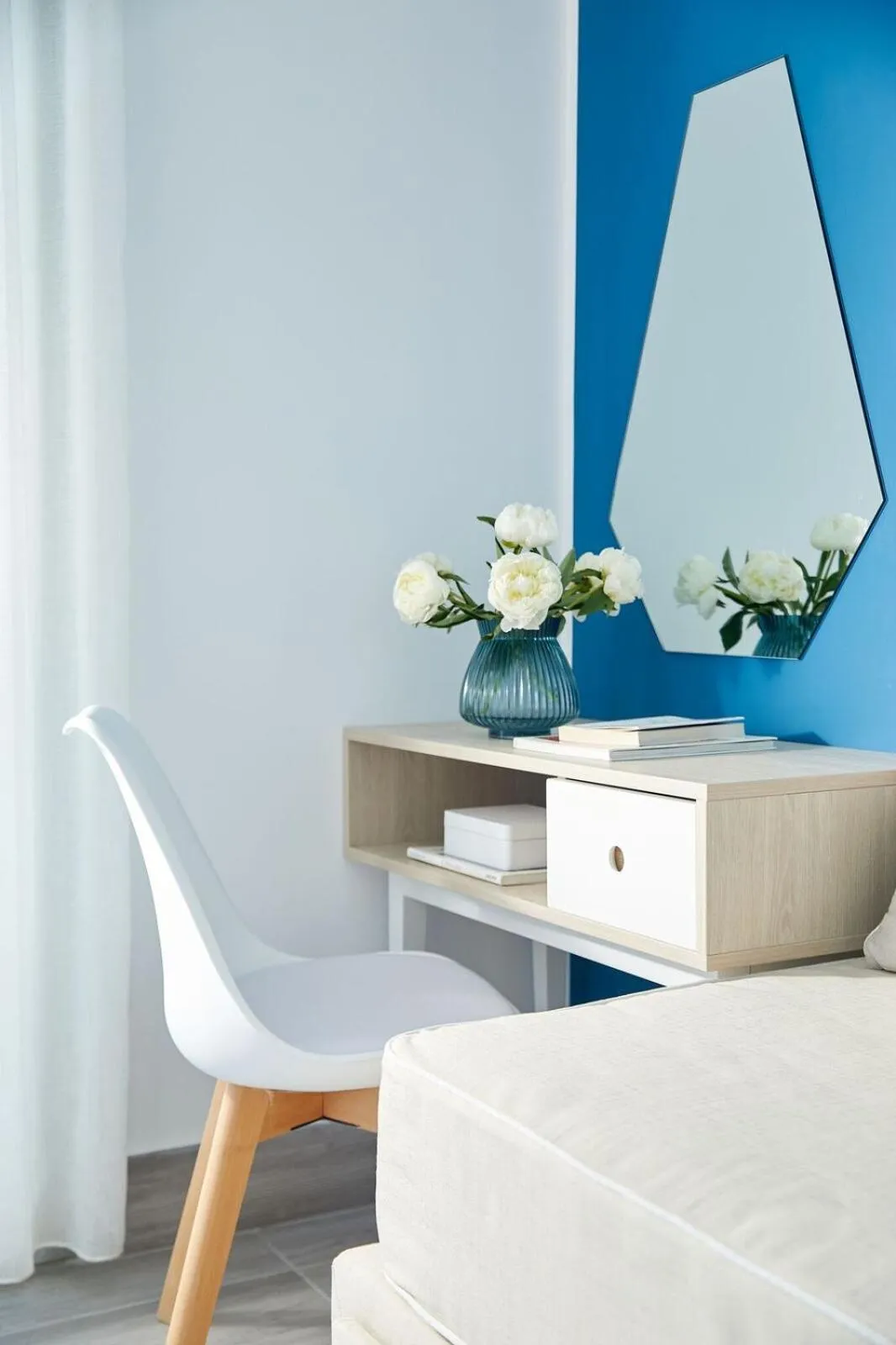 Decorative detail in Hotel Alkyonis