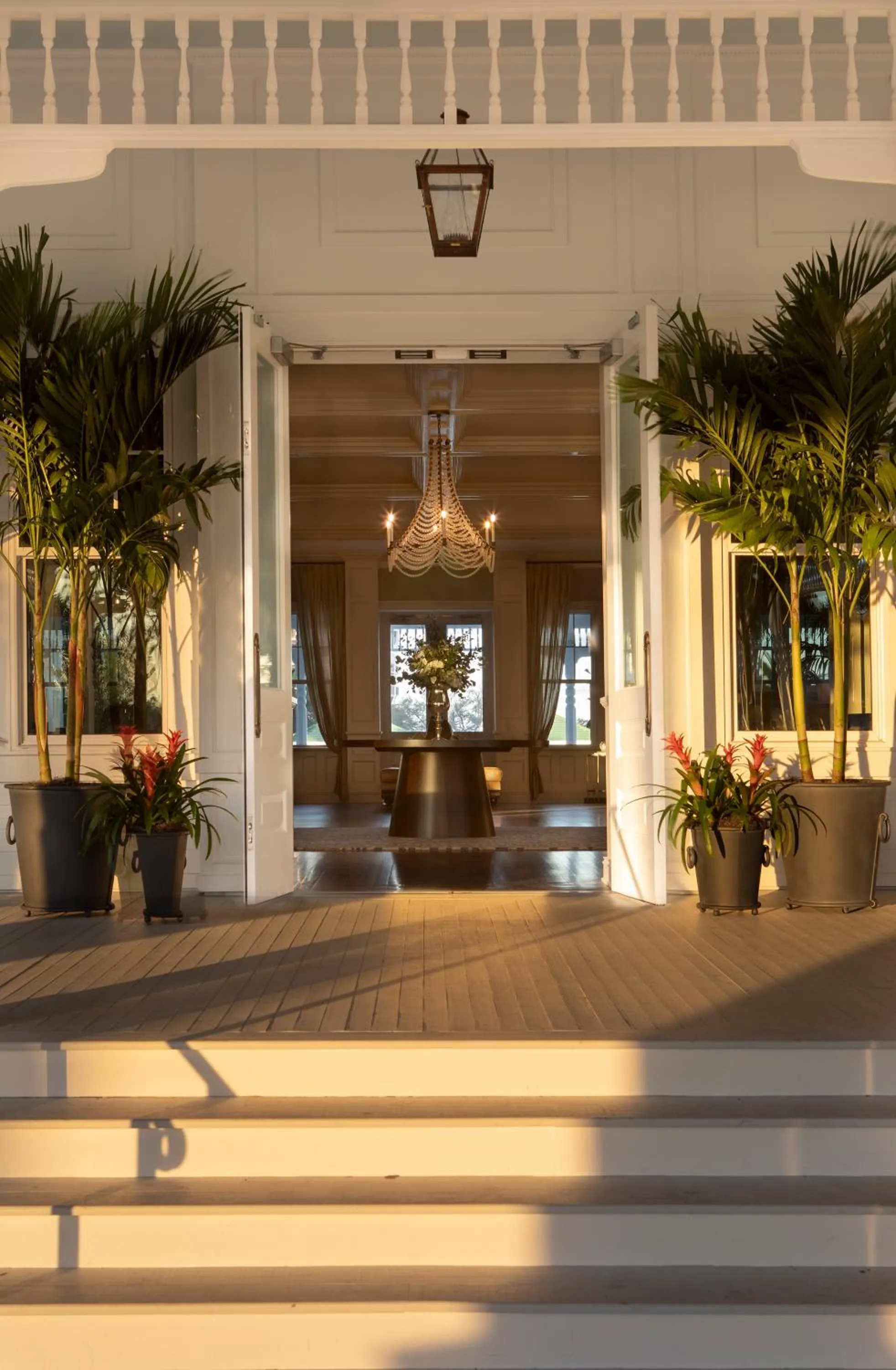 Facade/entrance in Belleview Inn