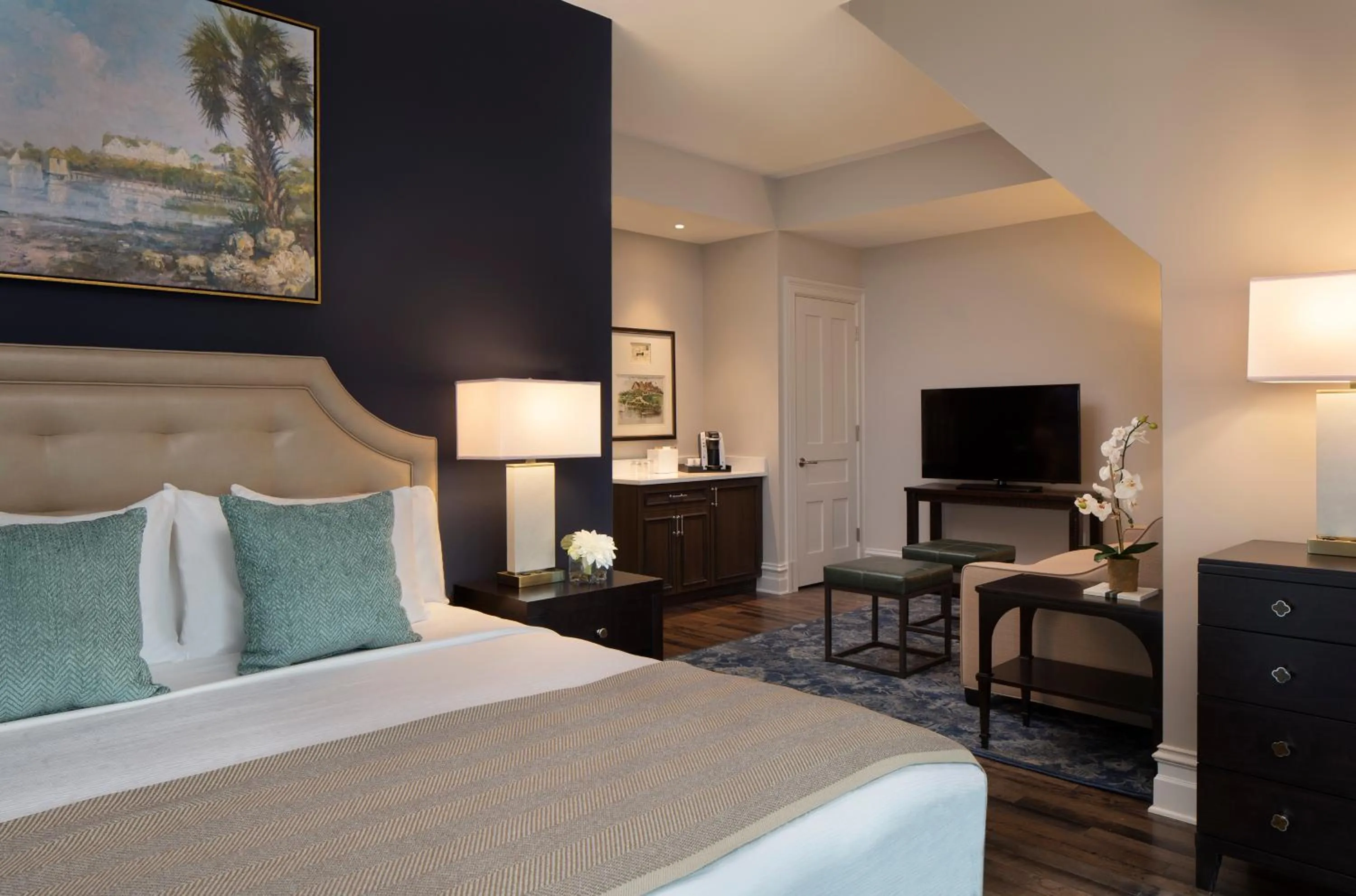 Bedroom, Bed in Belleview Inn