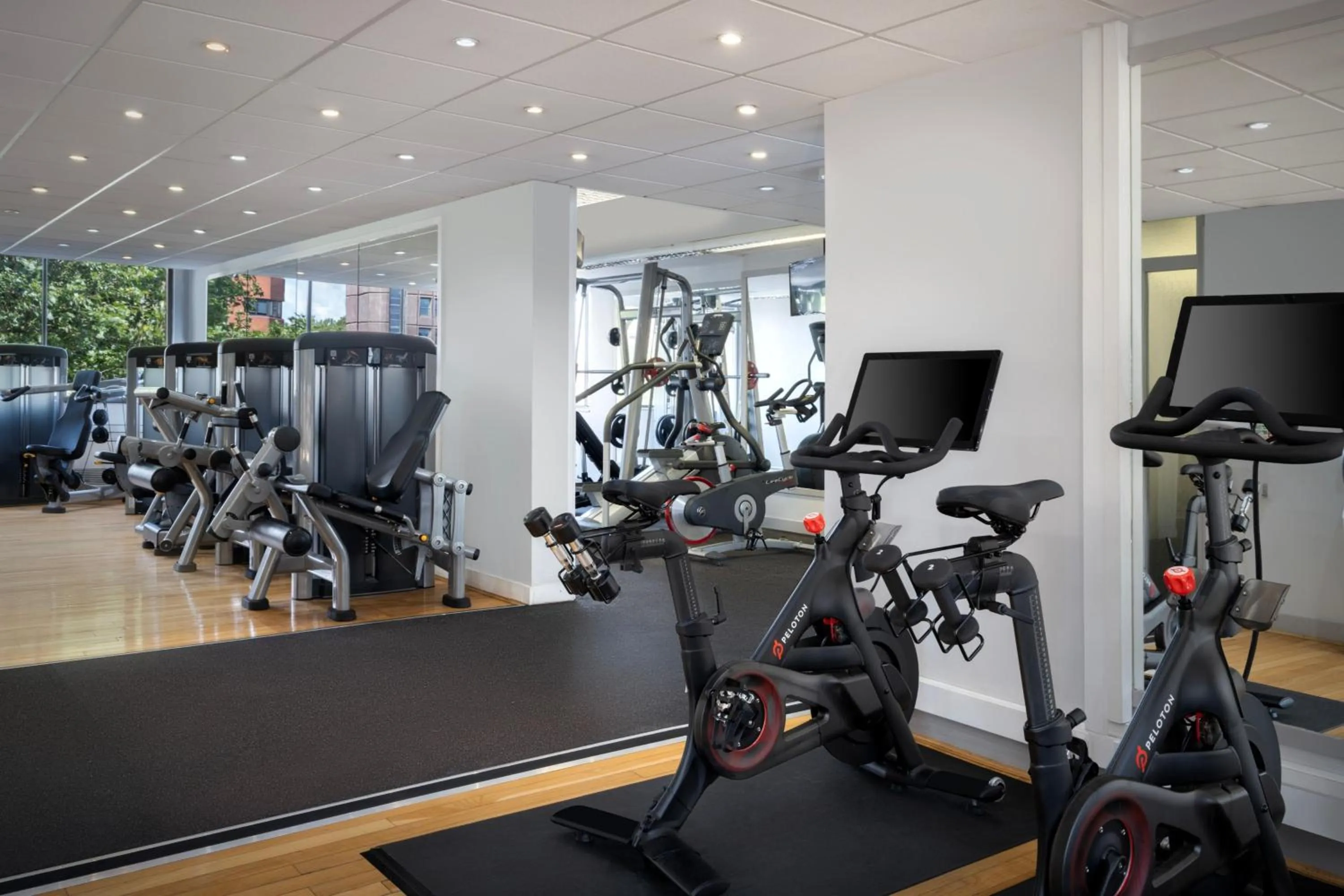 Fitness centre/facilities in Delta Hotels by Marriott Bristol City Centre