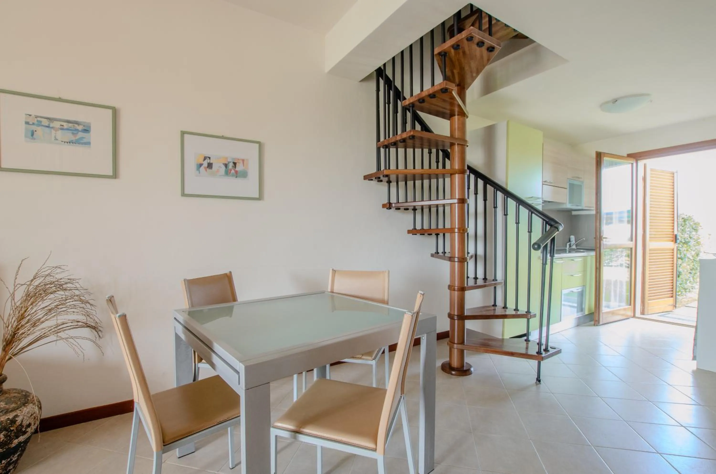 Dining area in Residence Cernaia - Private Cottage