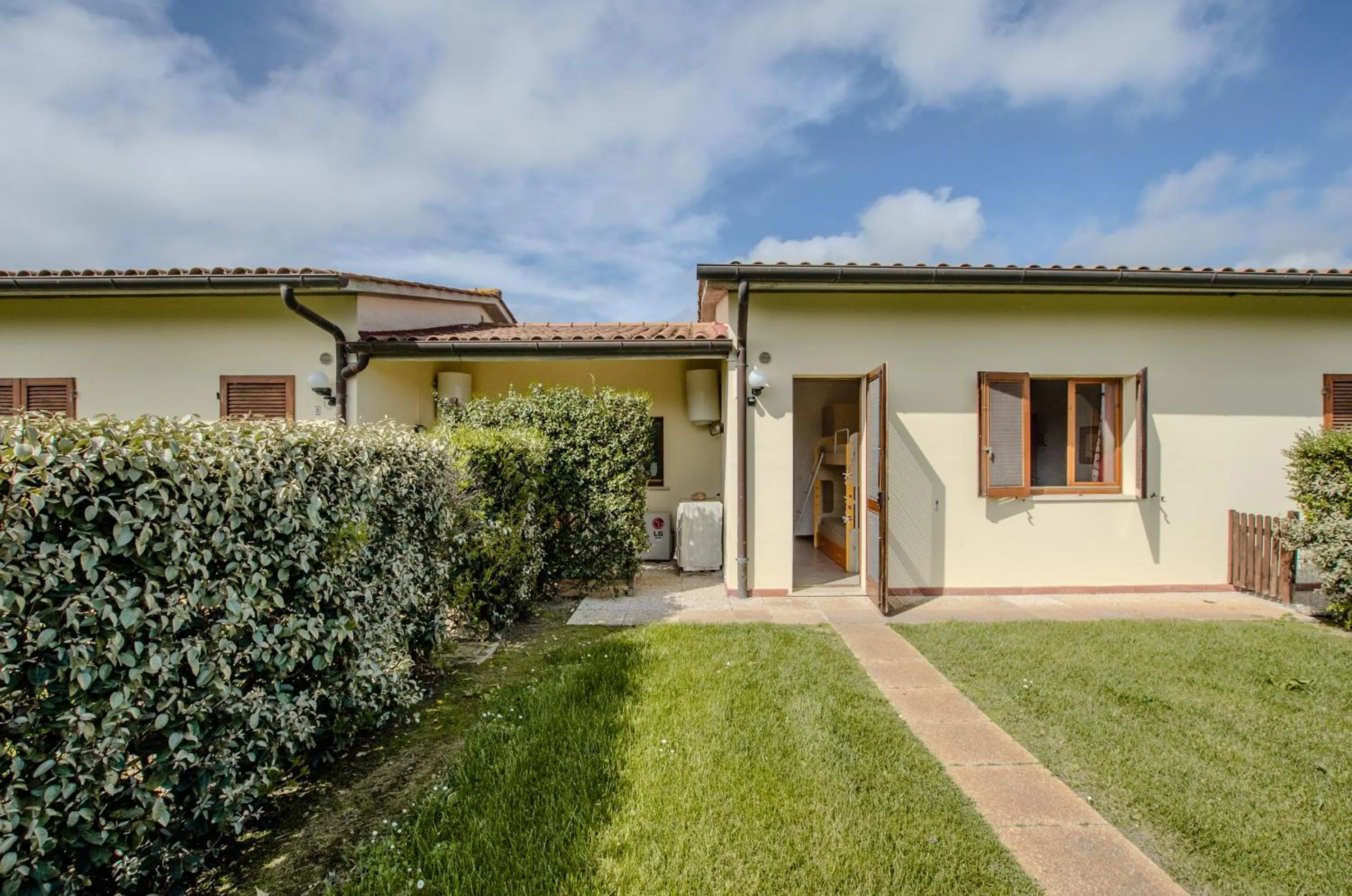 Property building in Residence Cernaia - Private Cottage