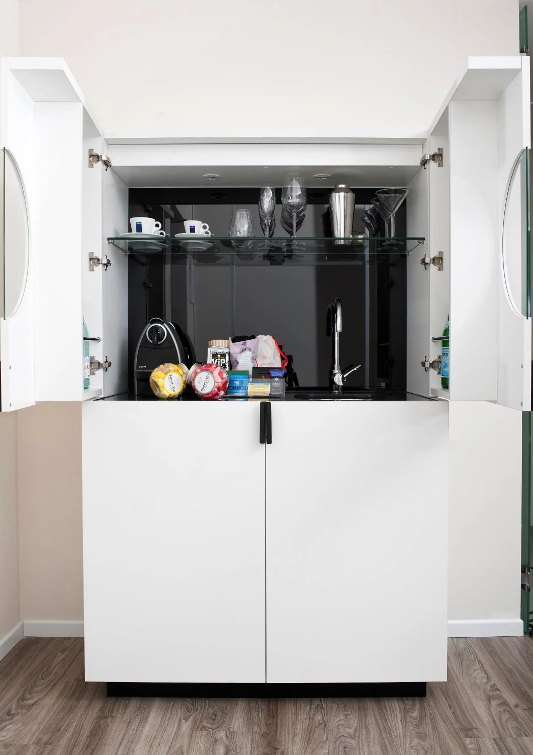 minibar in Meliá South Beach