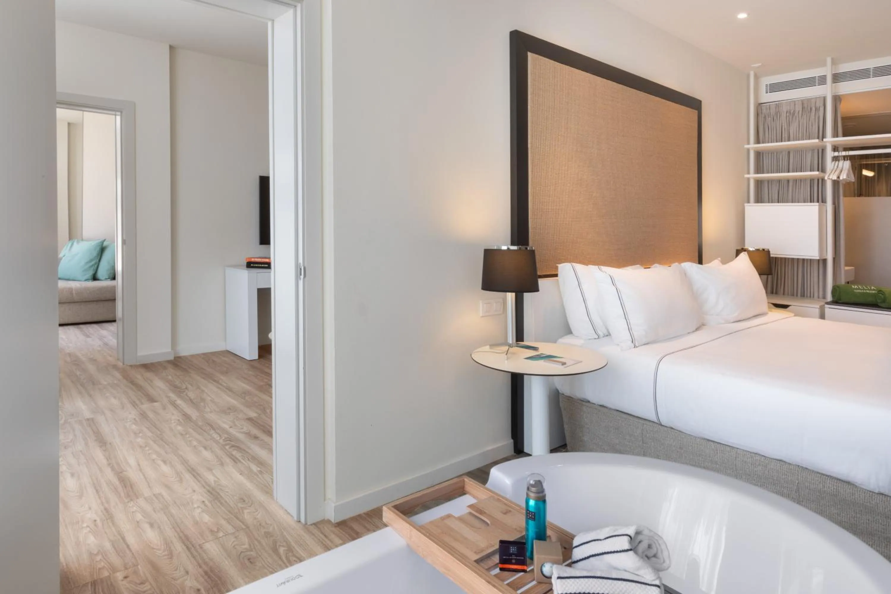 Bed in Meliá South Beach