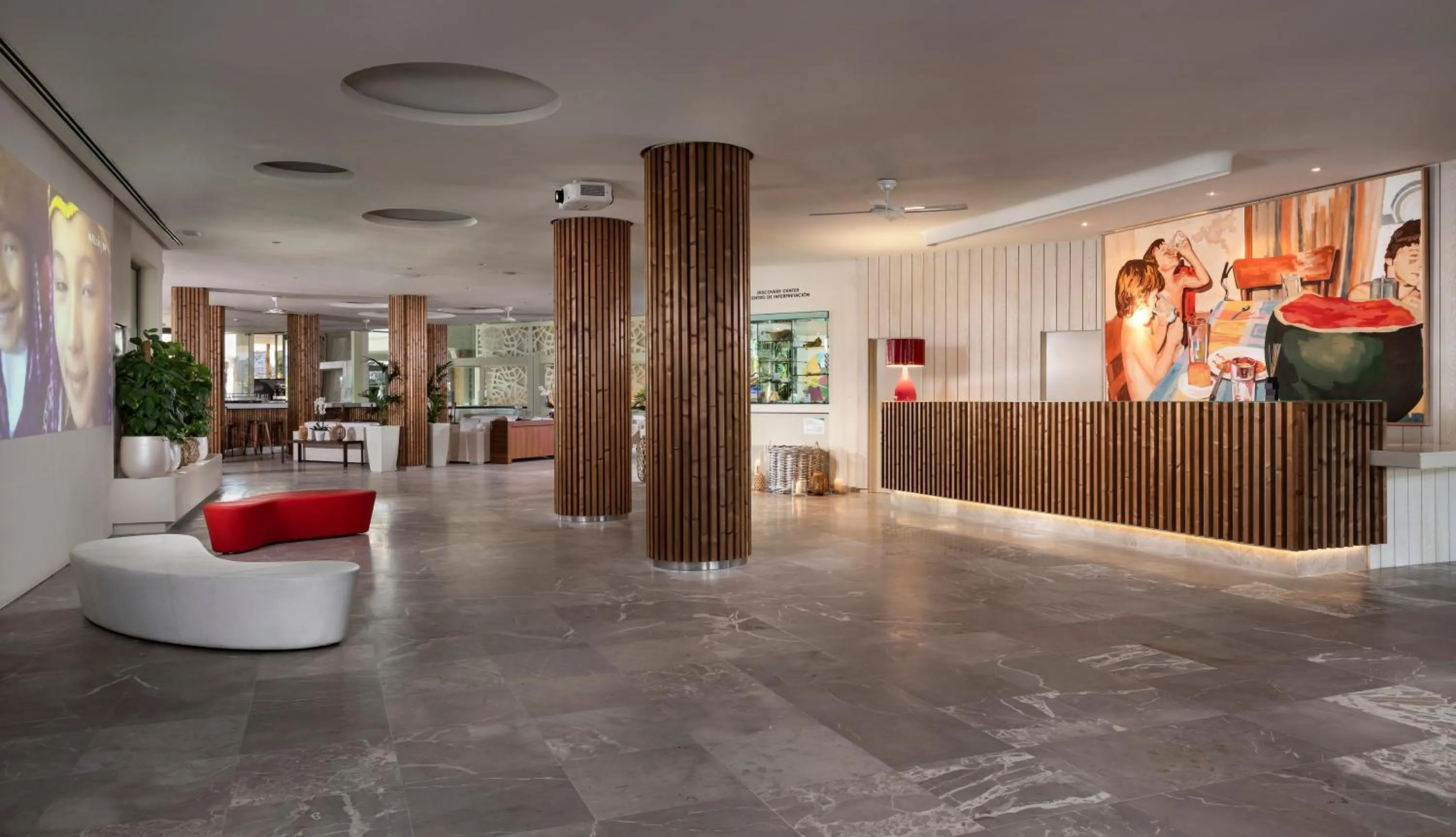 Lobby or reception in Meliá South Beach