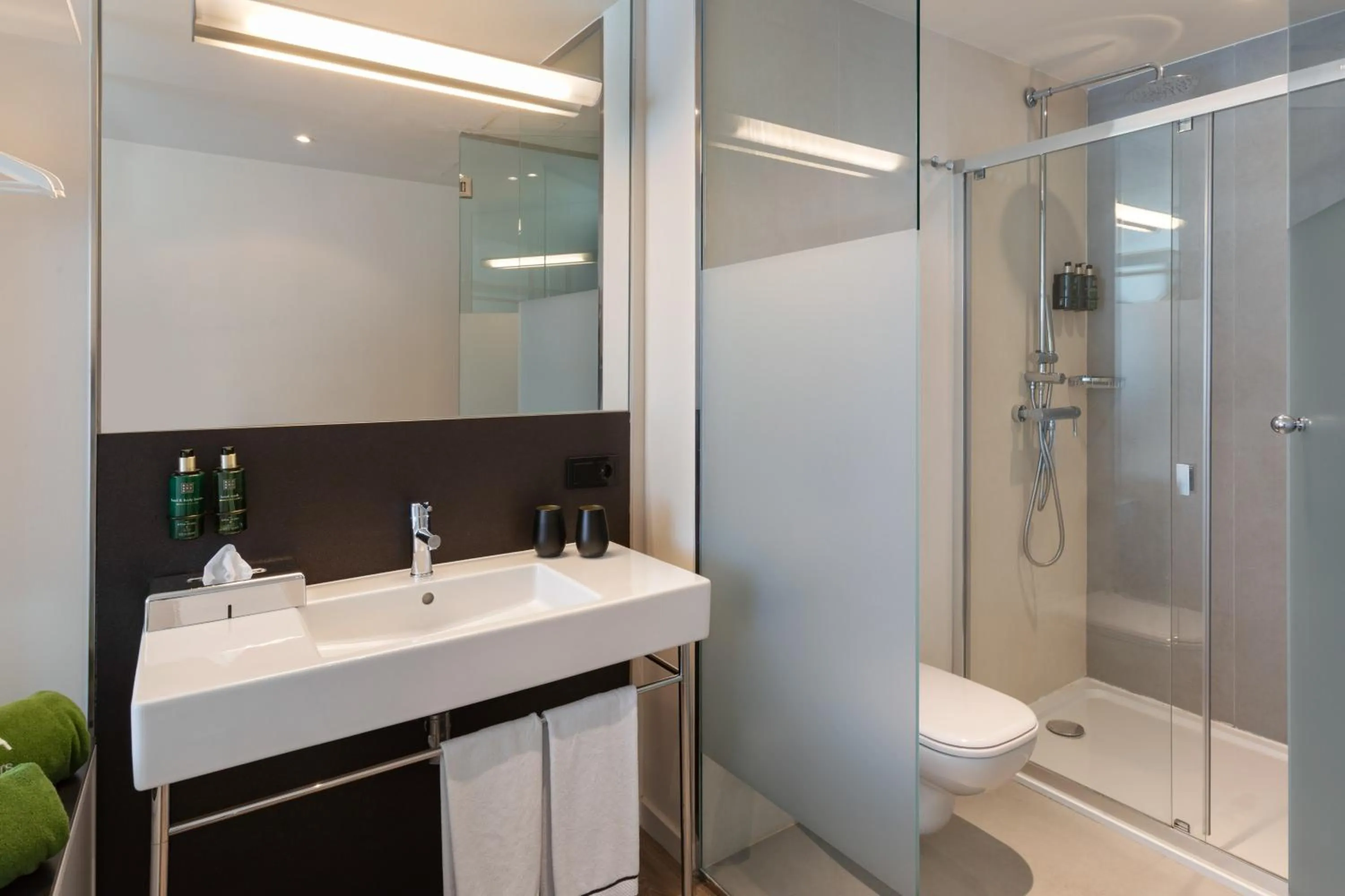 Bathroom in Meliá South Beach