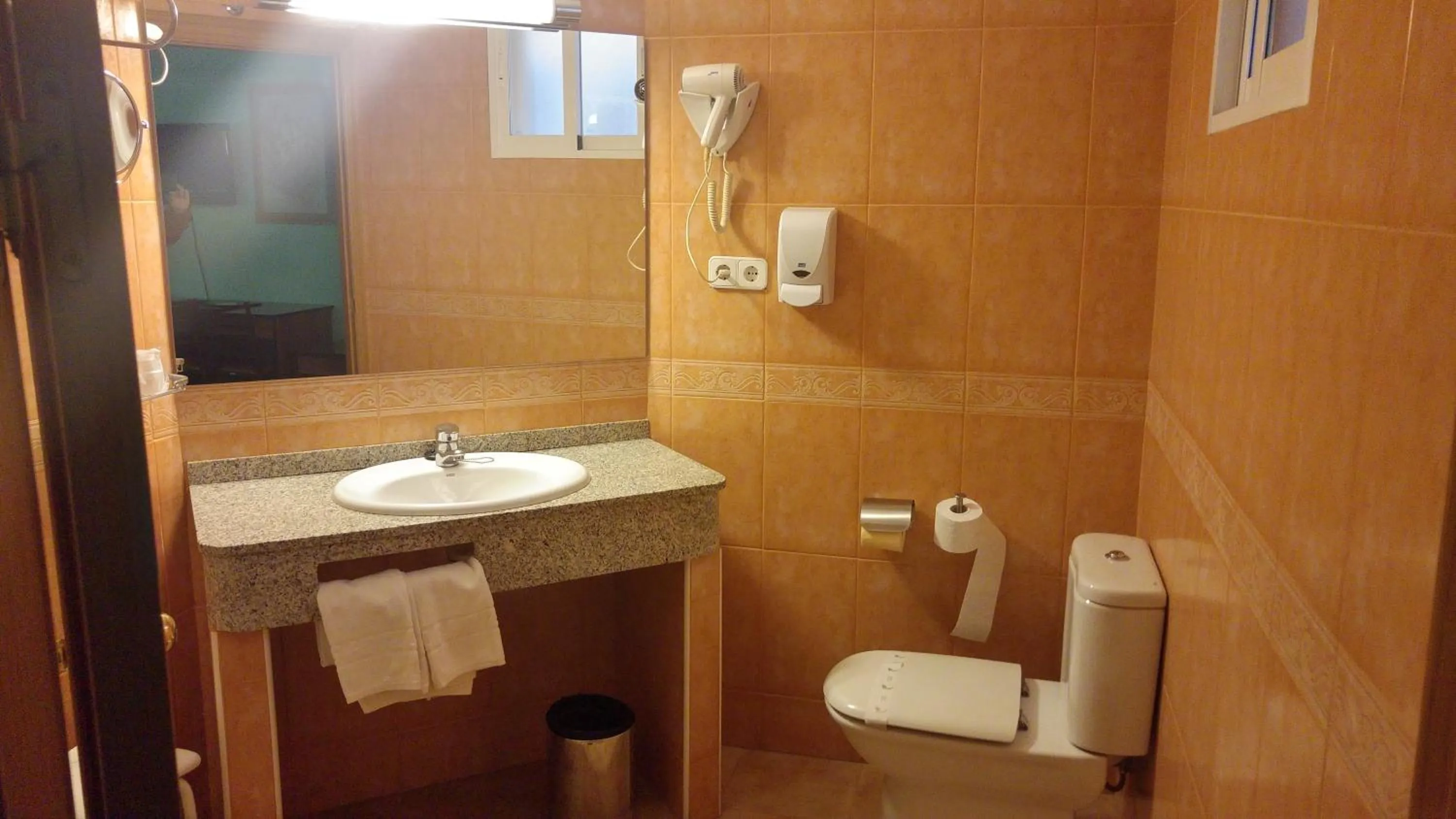 Toilet in Hotel Cabañas