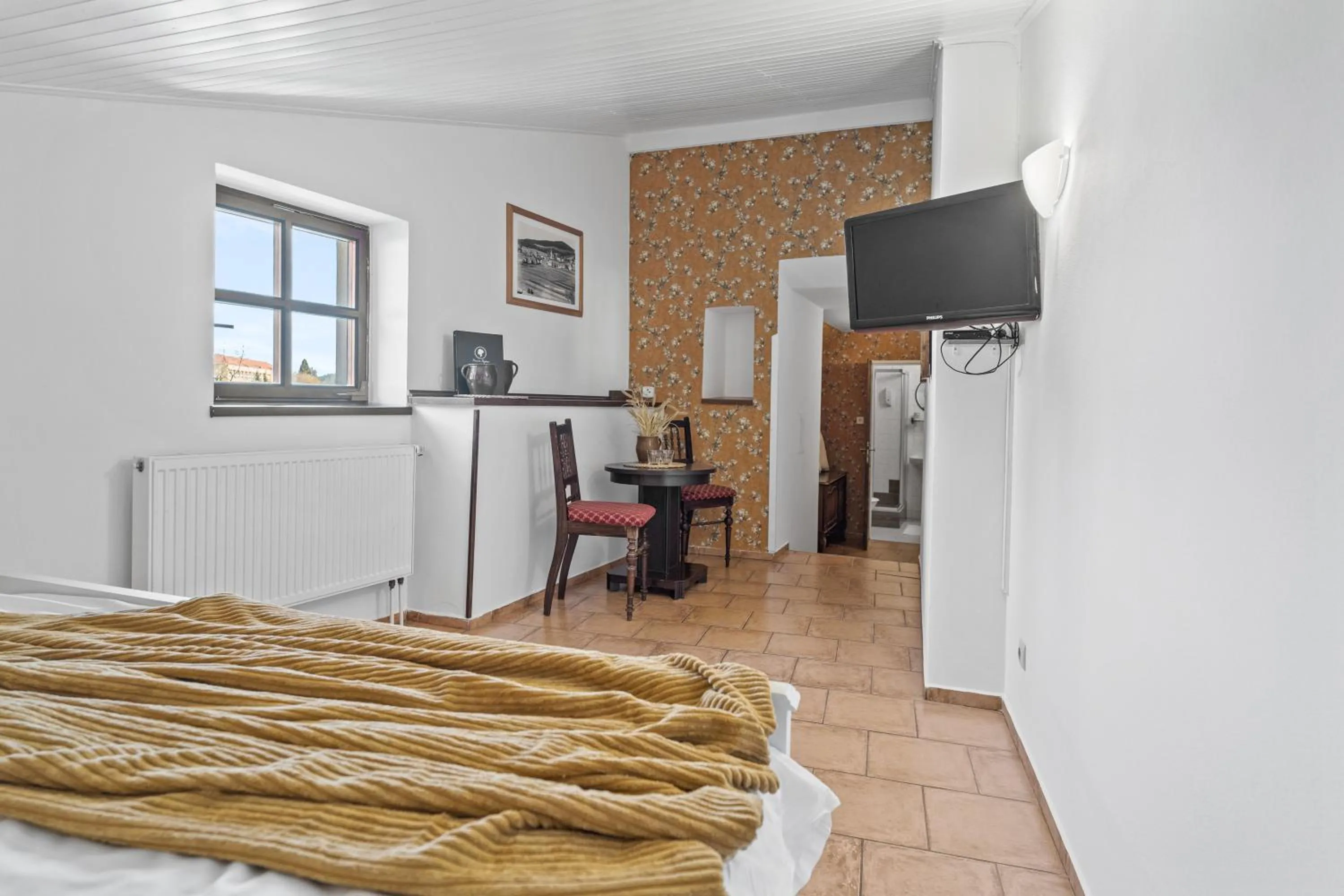 Bedroom, Bed in Pension Regina