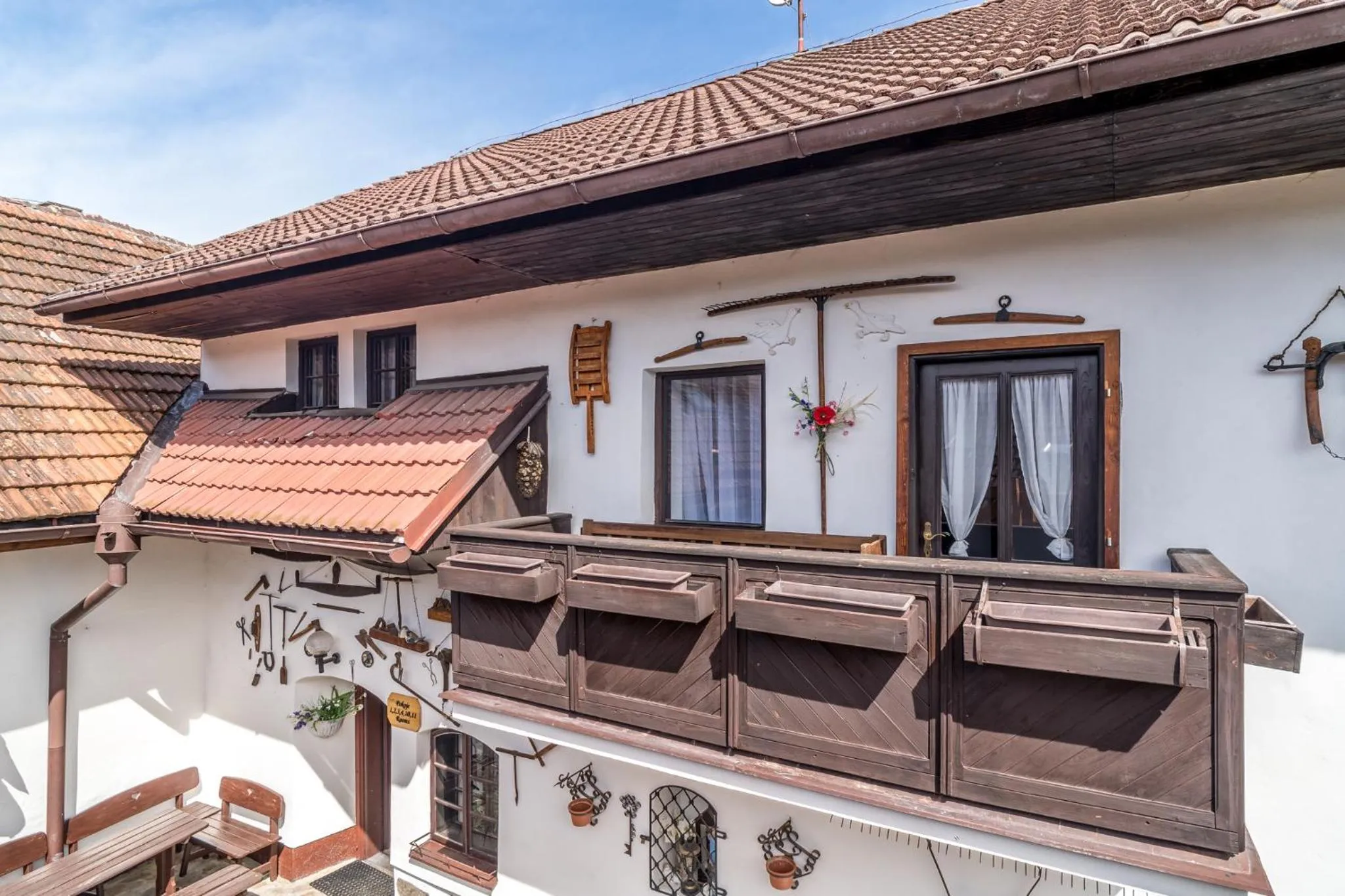 Property building in Pension Regina