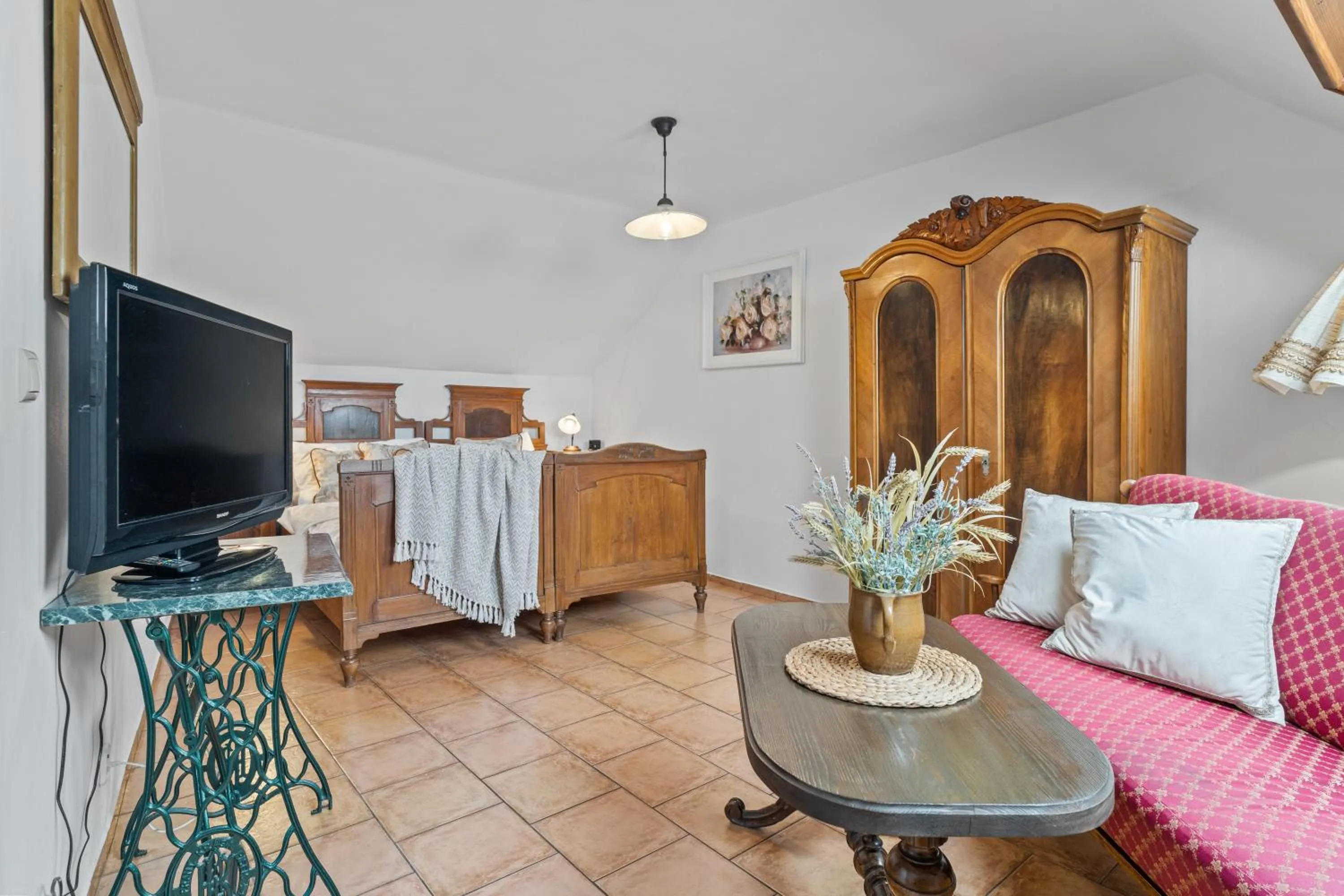 Bedroom in Pension Regina