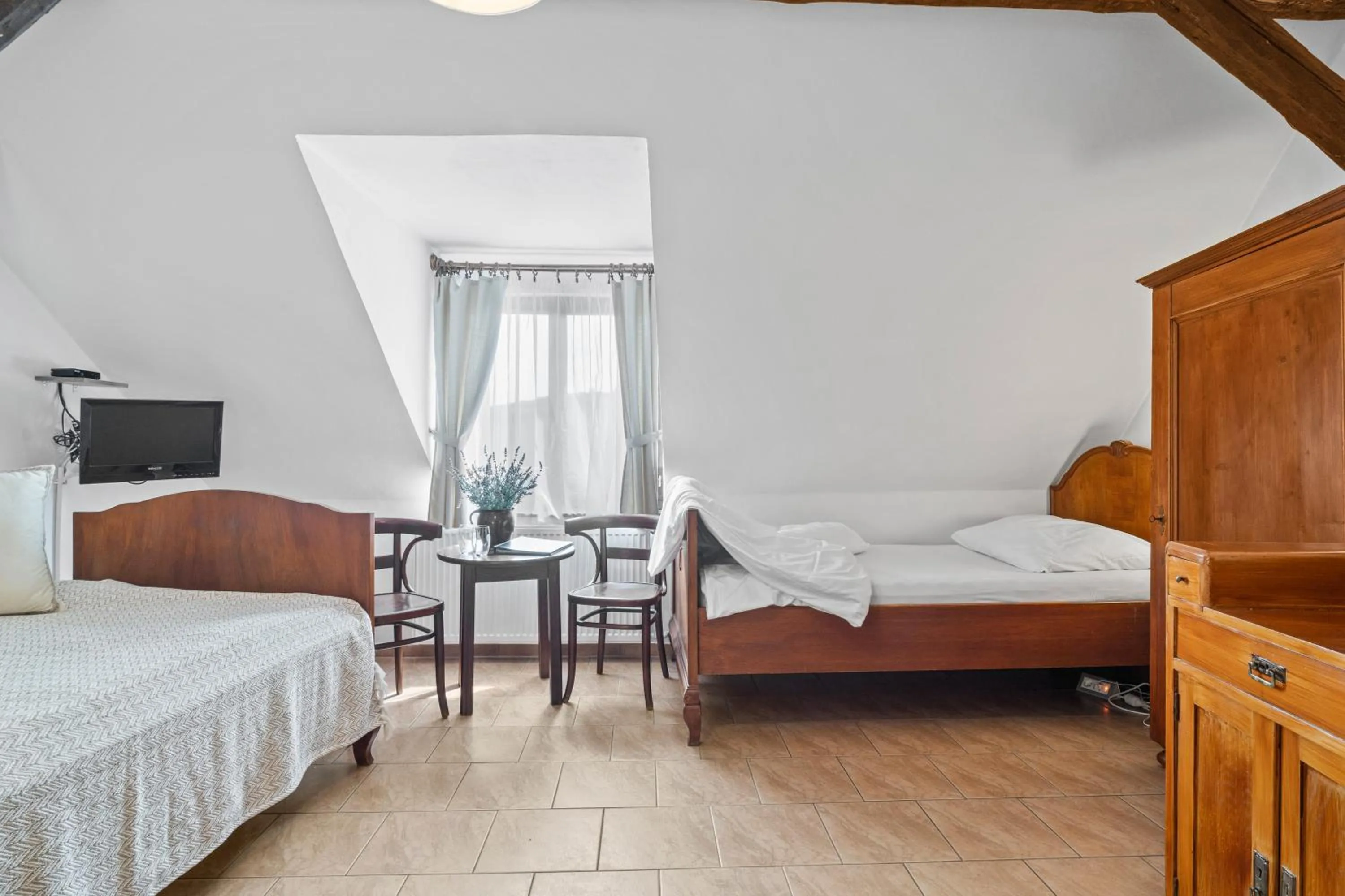 Bedroom, Bed in Pension Regina