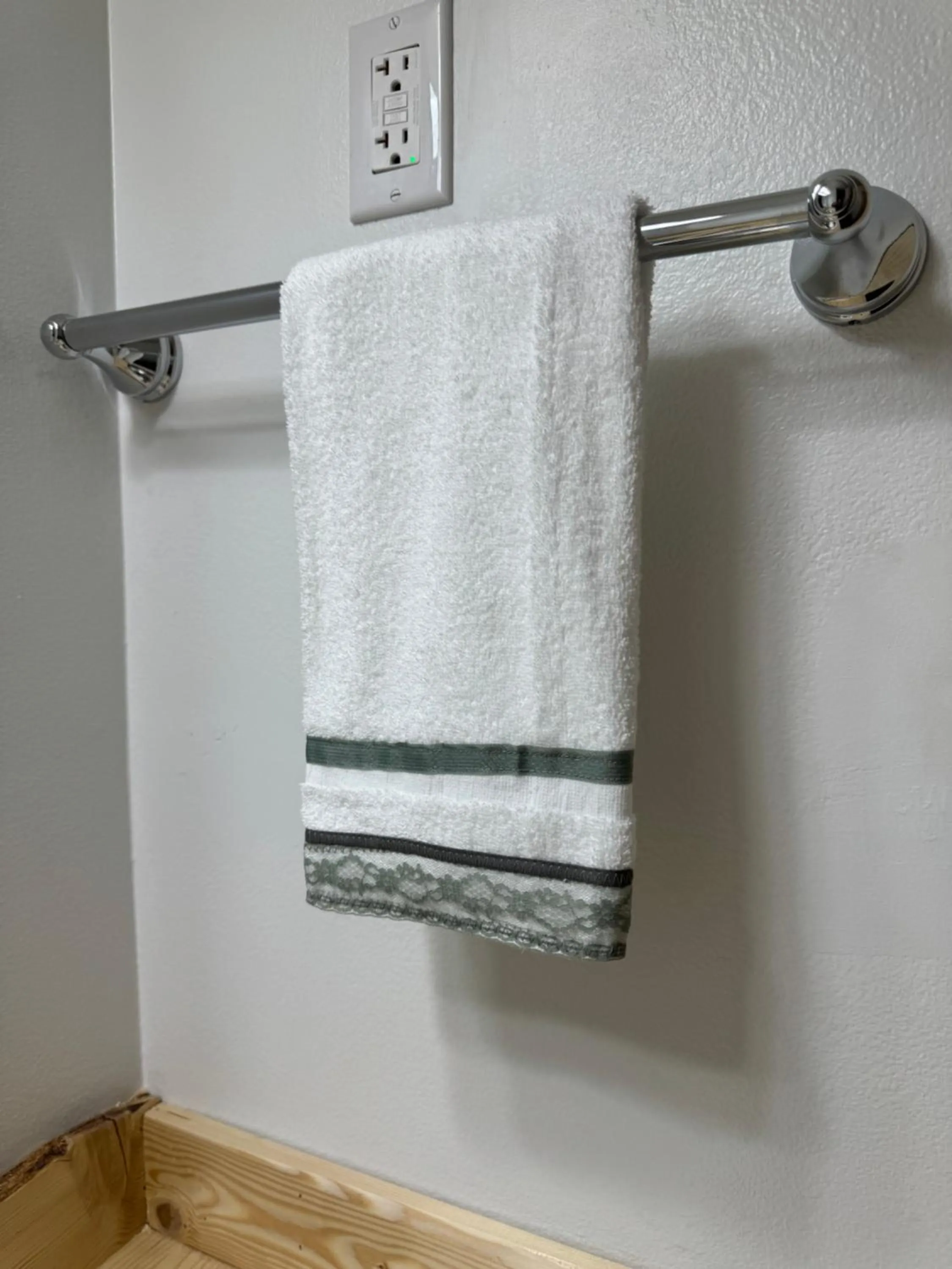 Kootenai Valley Motel