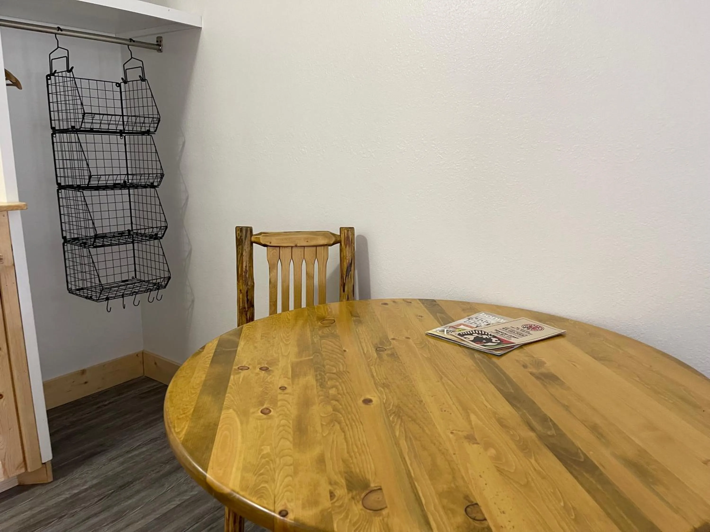 Kootenai Valley Motel