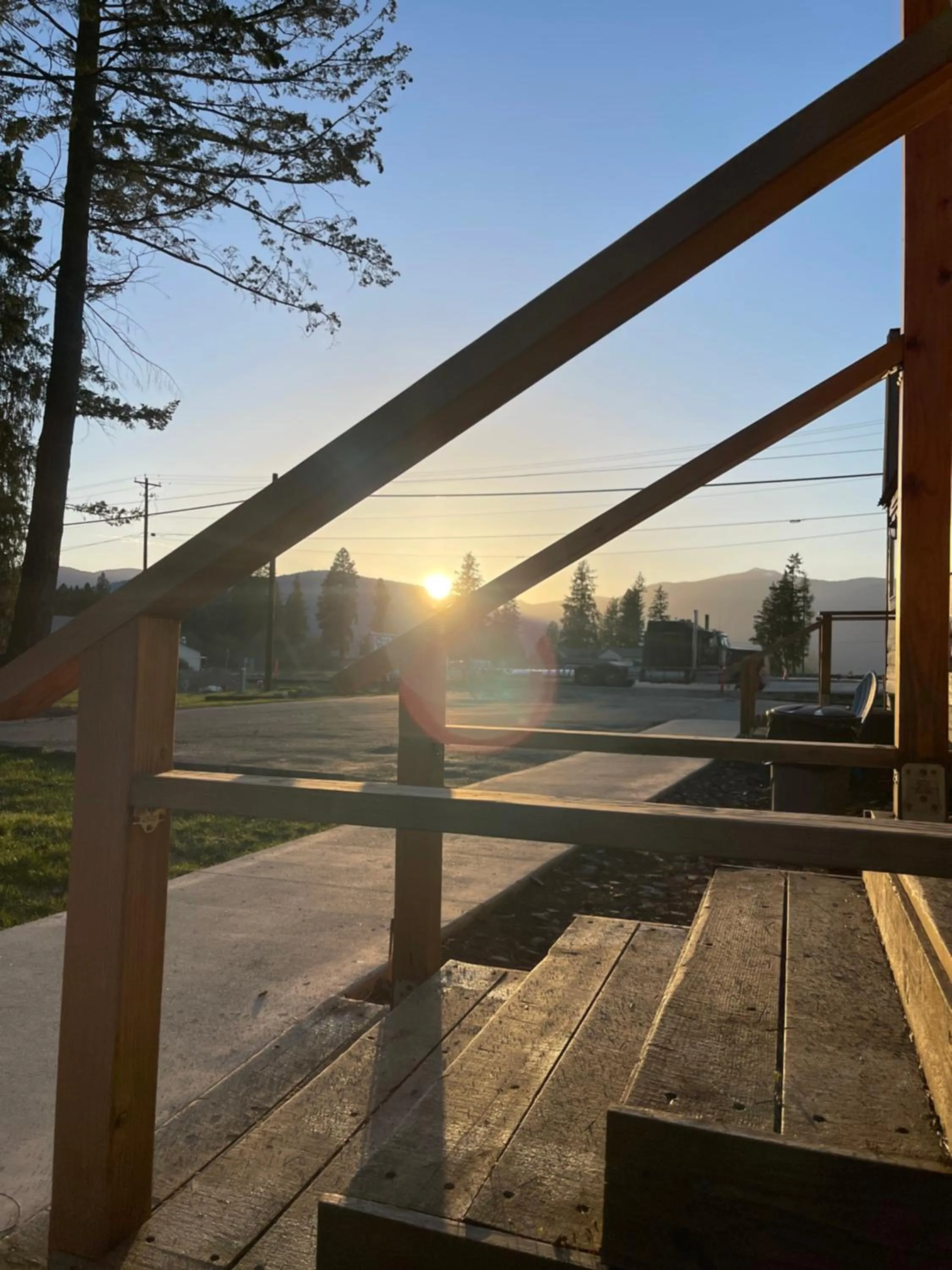 Kootenai Valley Motel