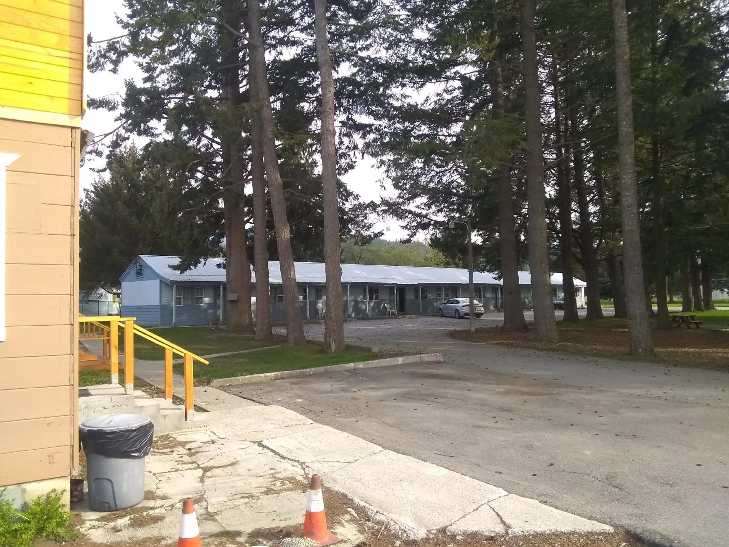 Kootenai Valley Motel