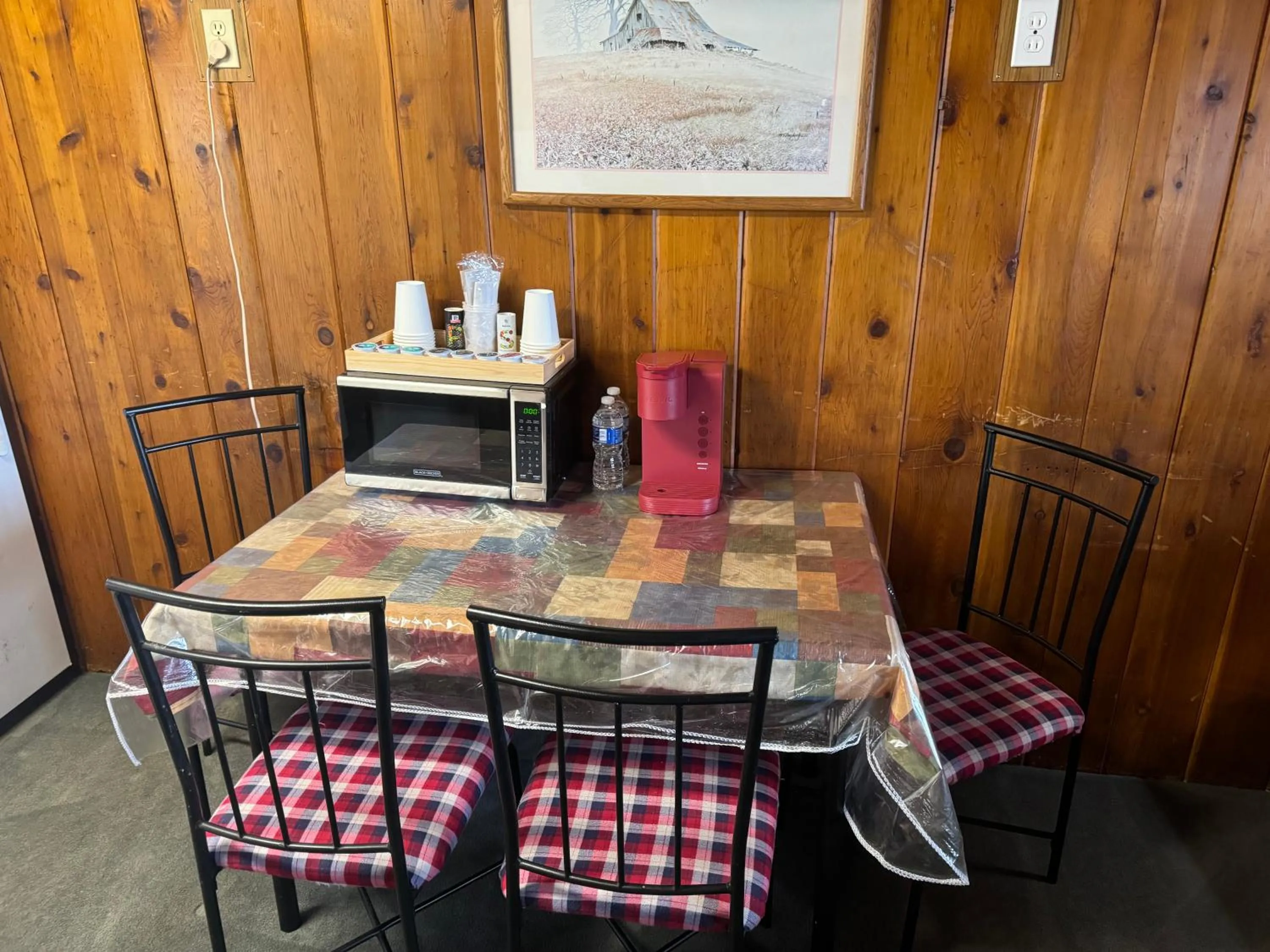 Kootenai Valley Motel