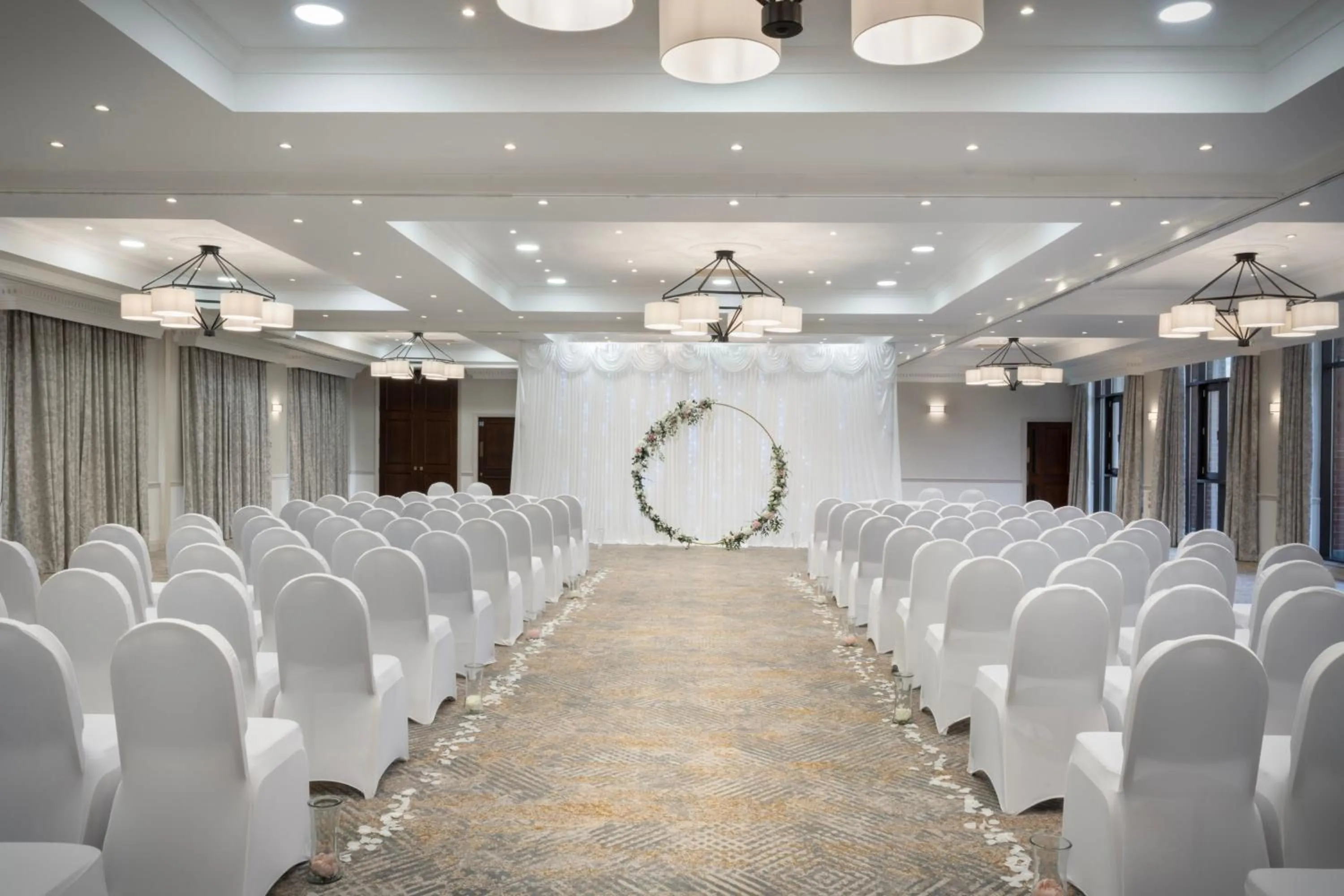 Swimming pool in Delta Hotels by Marriott Liverpool City Centre