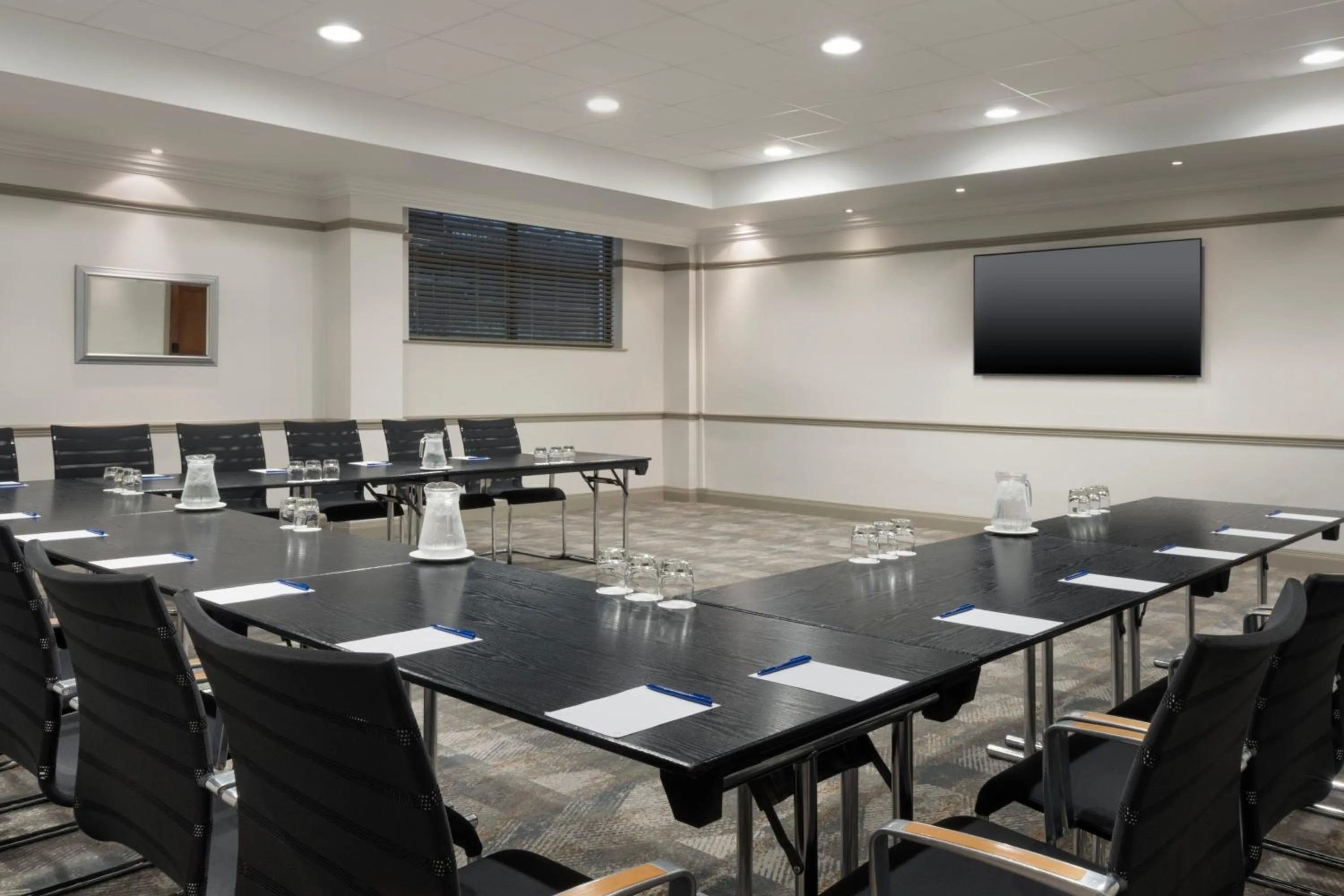 Meeting/conference room in Delta Hotels by Marriott Liverpool City Centre