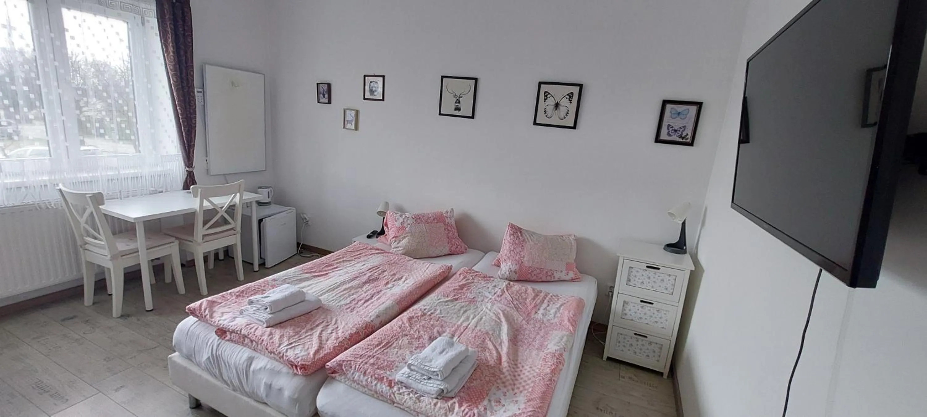 Photo of the whole room, Bed in Penzion-Na Navsi