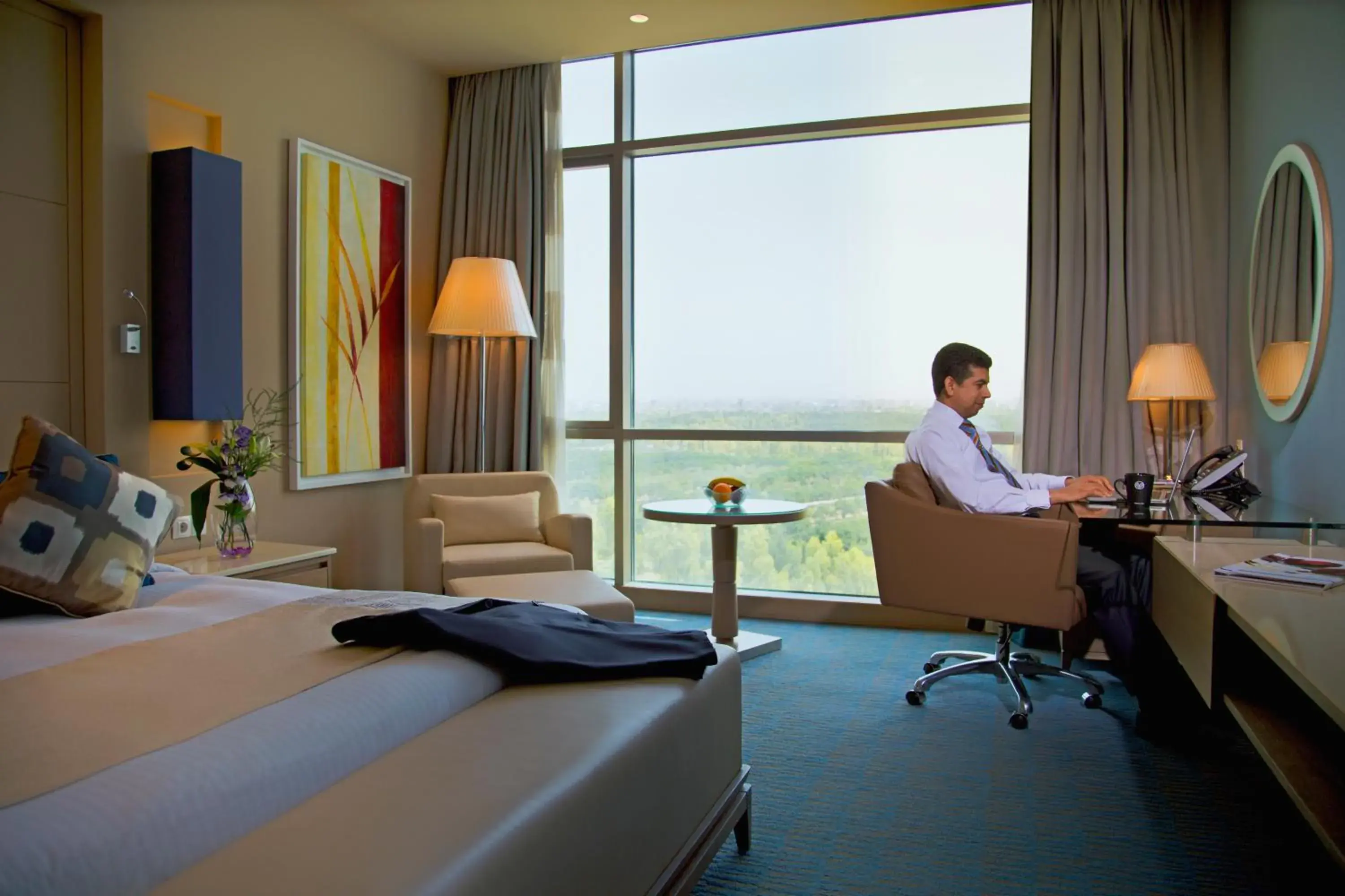 Spacious Room – King Bed in Erbil Rotana Spacious Room – King Bed in Erbil Rotana