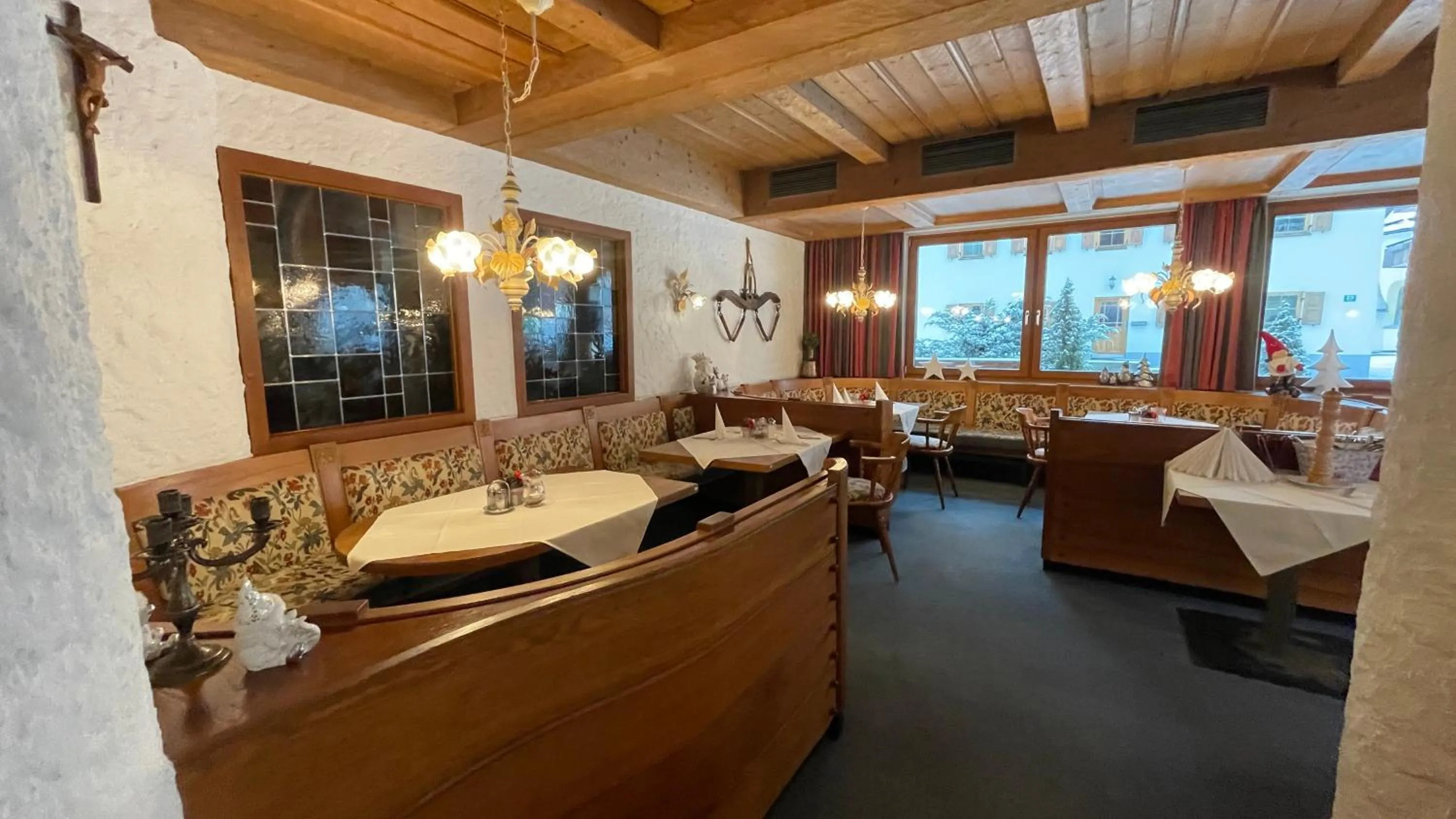 Restaurant/places to eat in Hotel Alpenrose