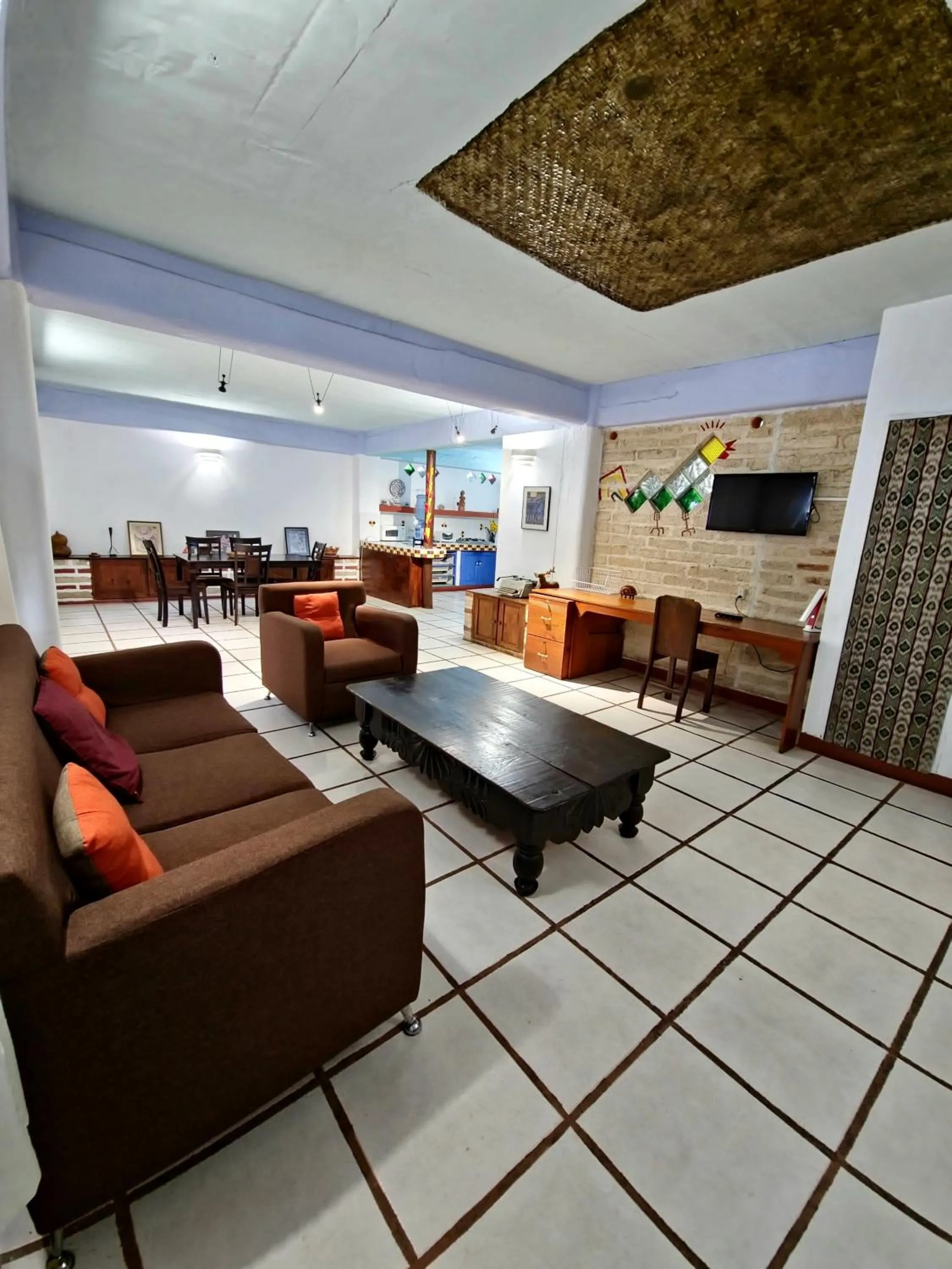 Living room in Eco Suites Uxlabil Guatemala