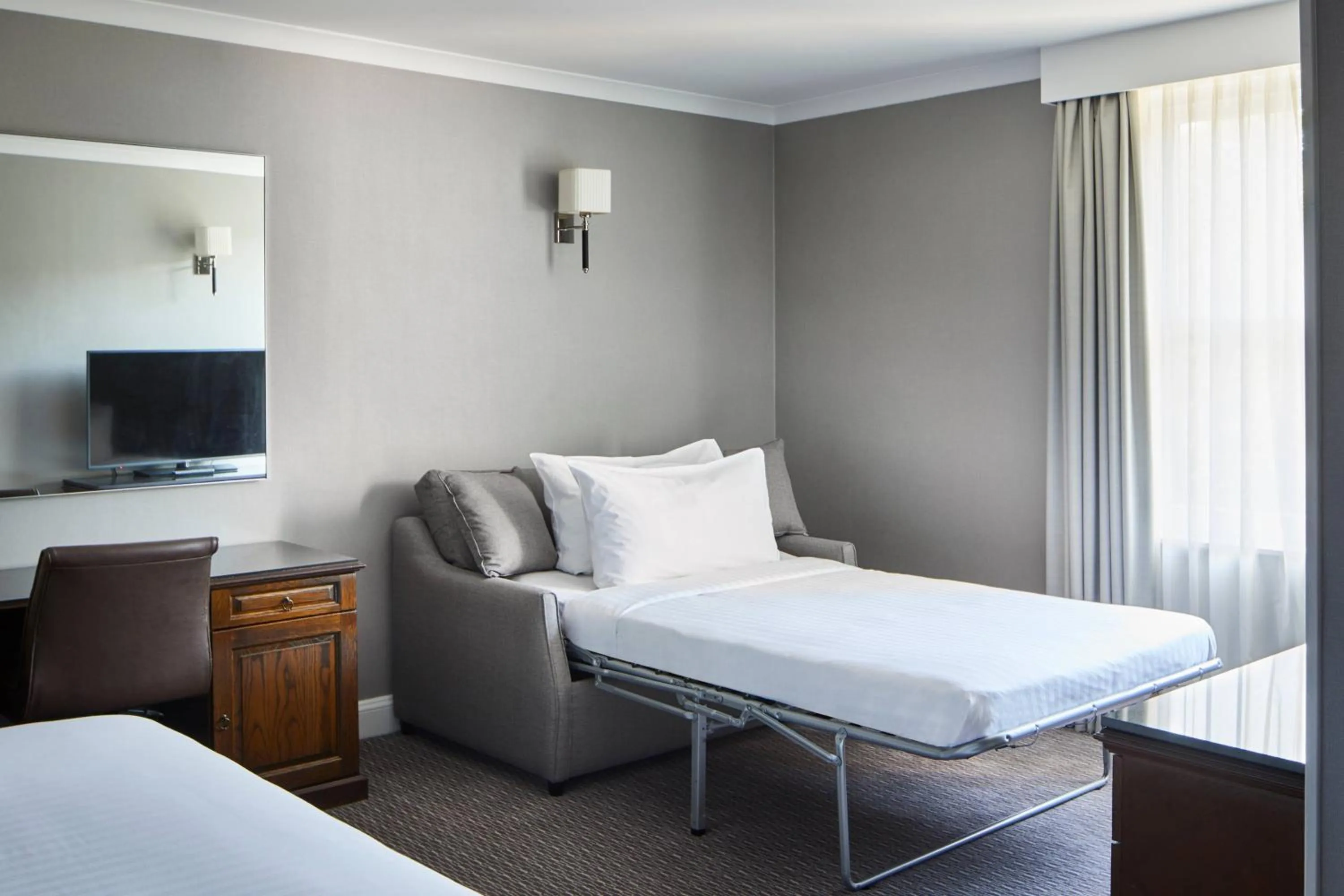 Photo of the whole room, Bed in Delta Hotels by Marriott Durham Royal County