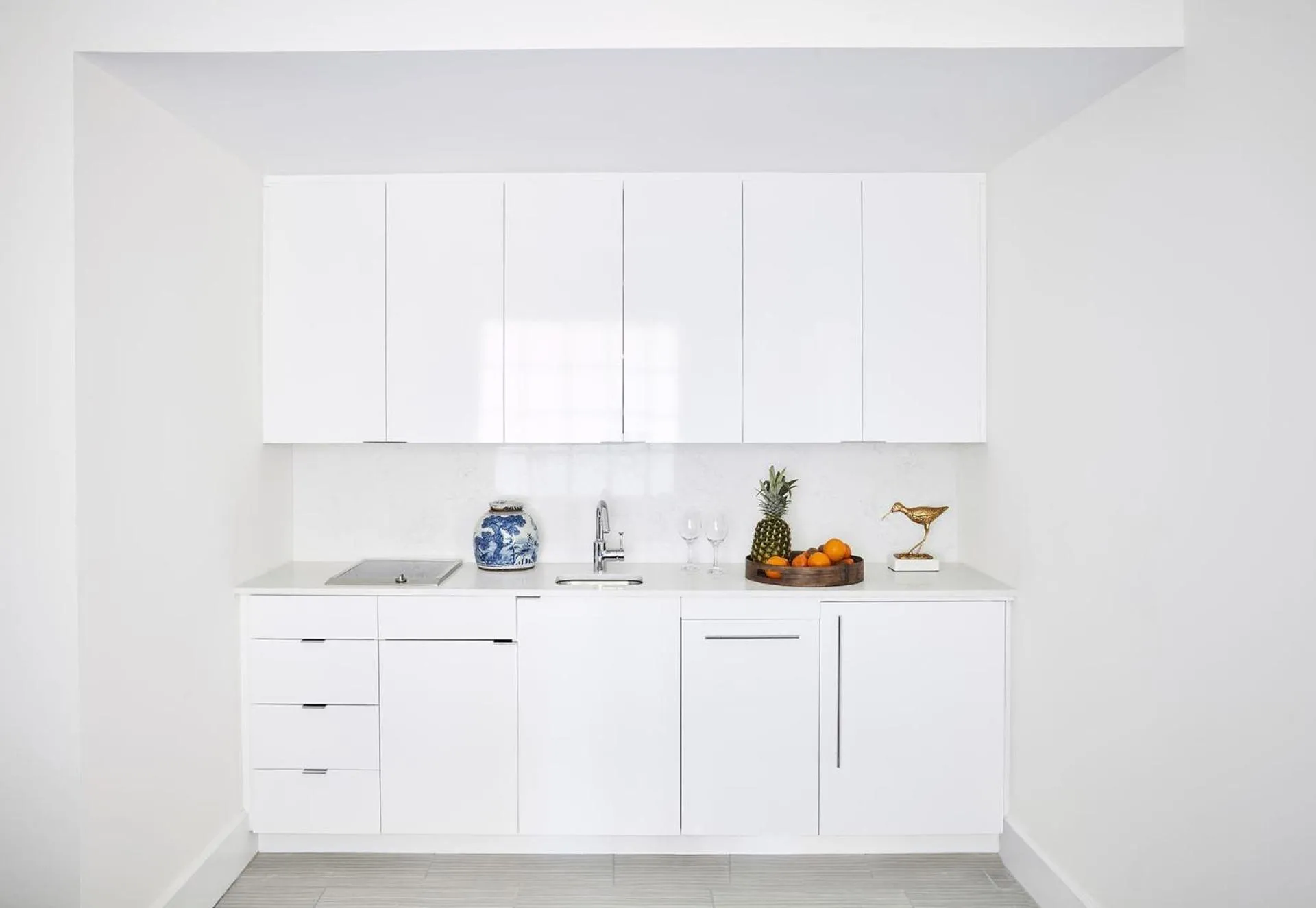 Kitchen or kitchenette in Isla Bella Beach Resort & Spa - Florida Keys