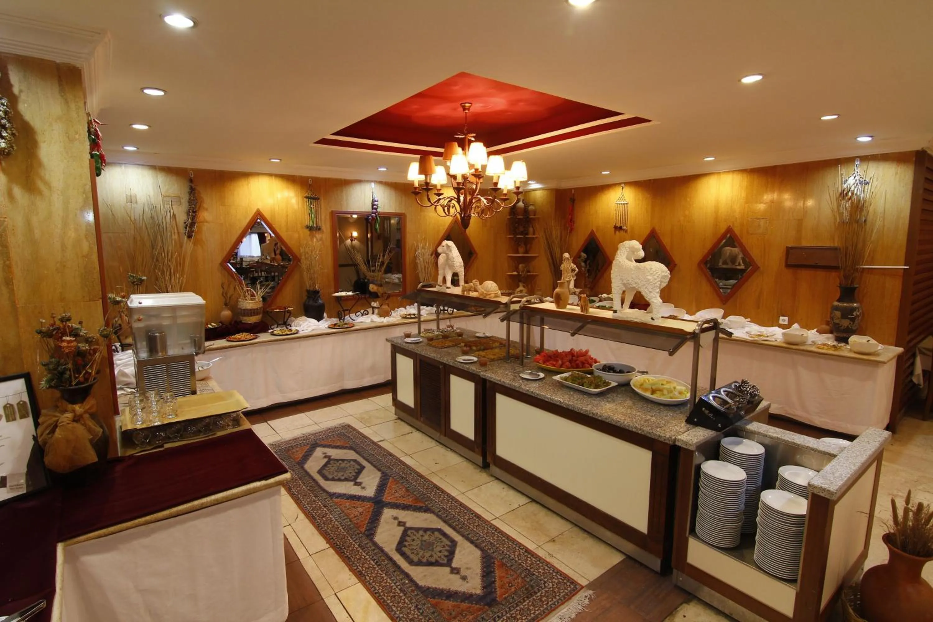 Restaurant/places to eat in Grand Terme Hotel